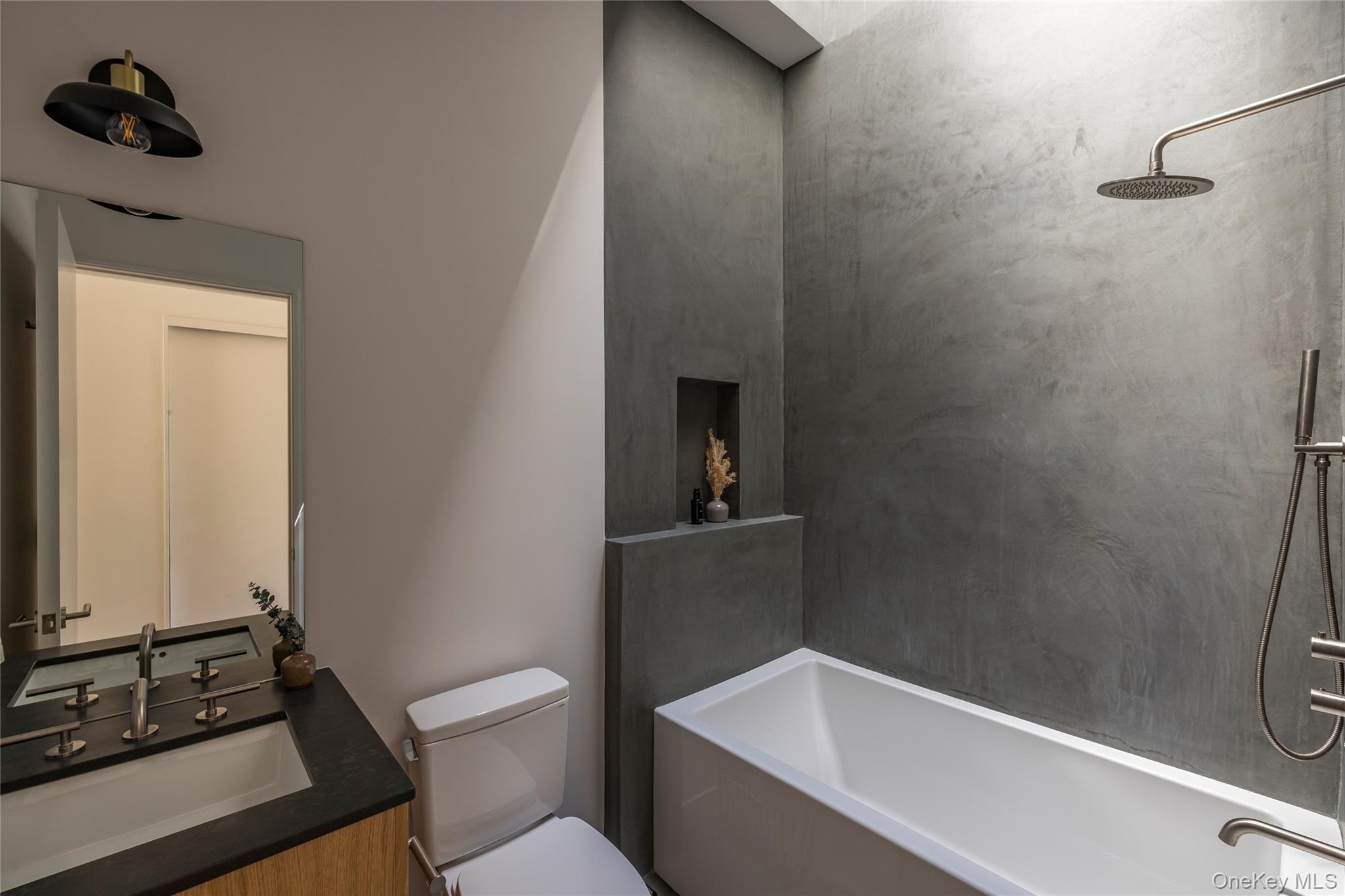 6 Great Circle Road – For Sale photo 29