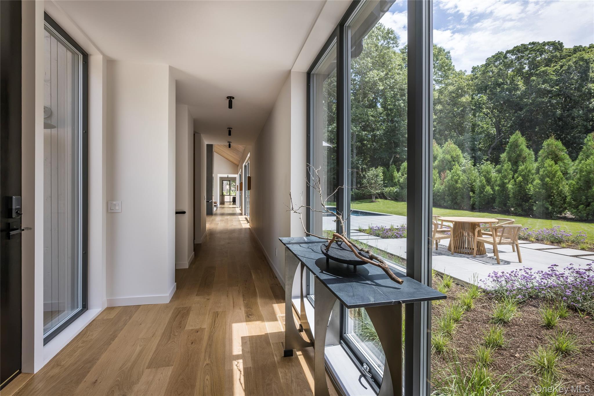 6 Great Circle Road – For Sale photo 7