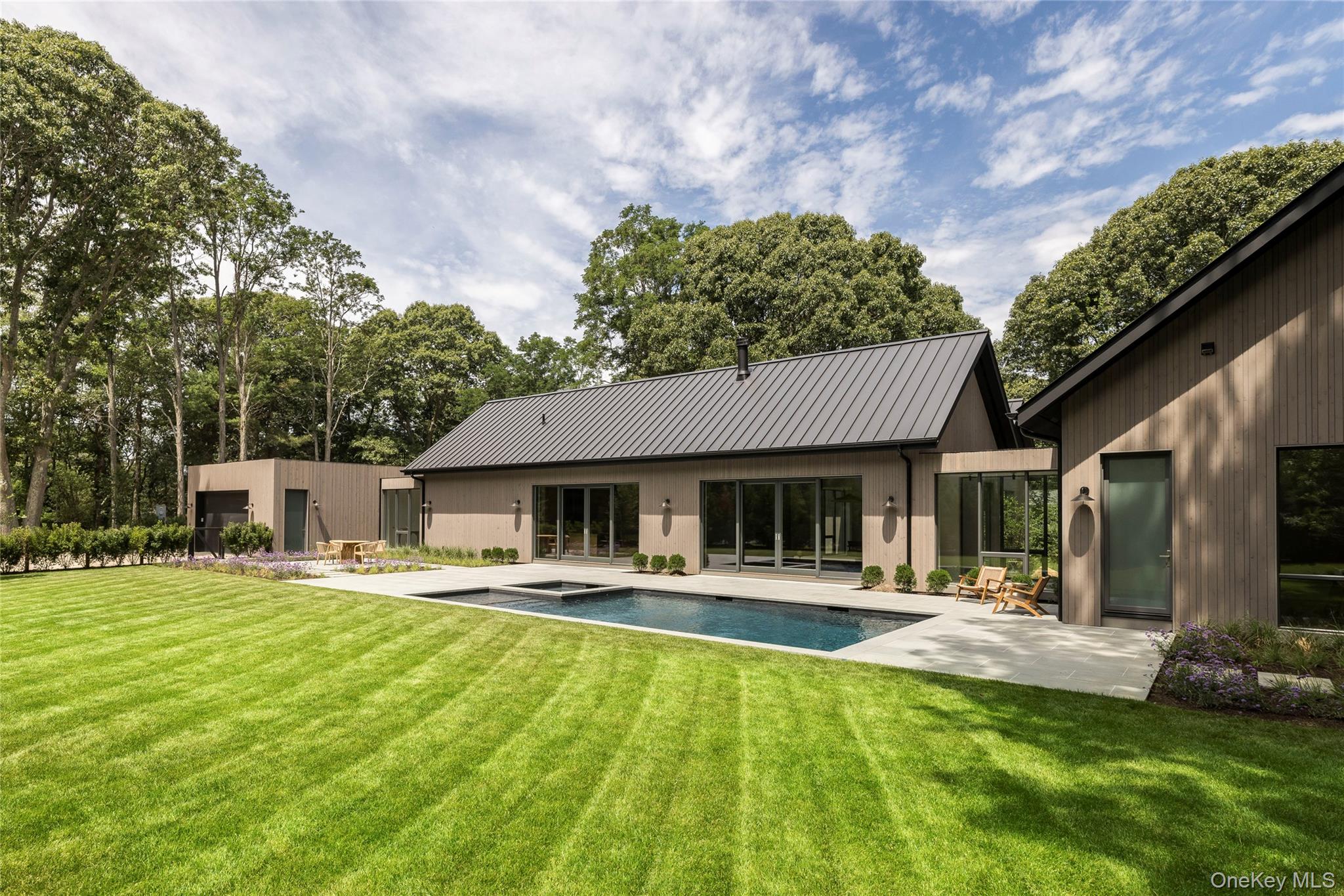6 Great Circle Road – For Sale photo 37
