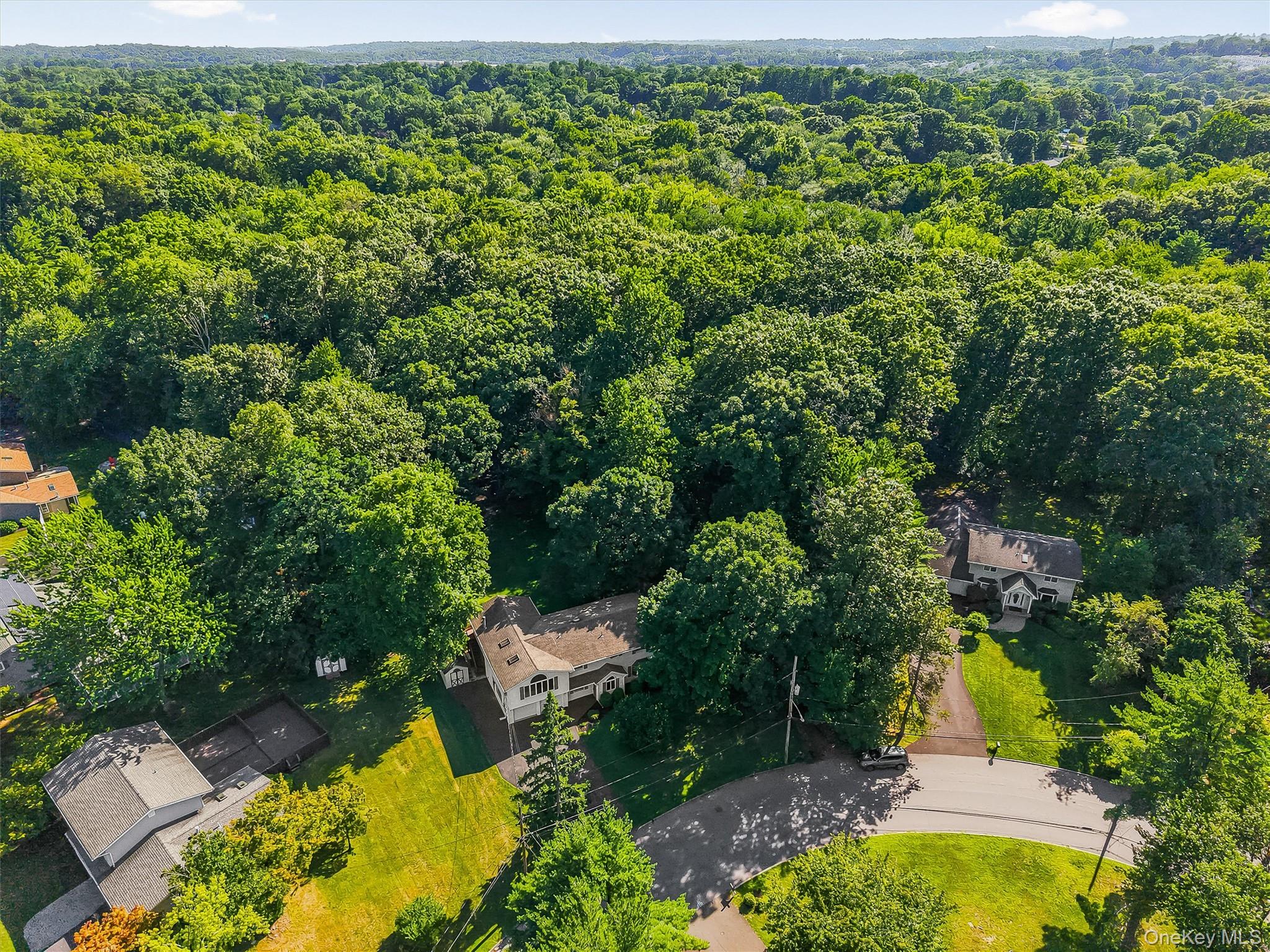 143 Pineview Avenue – For Sale photo 3