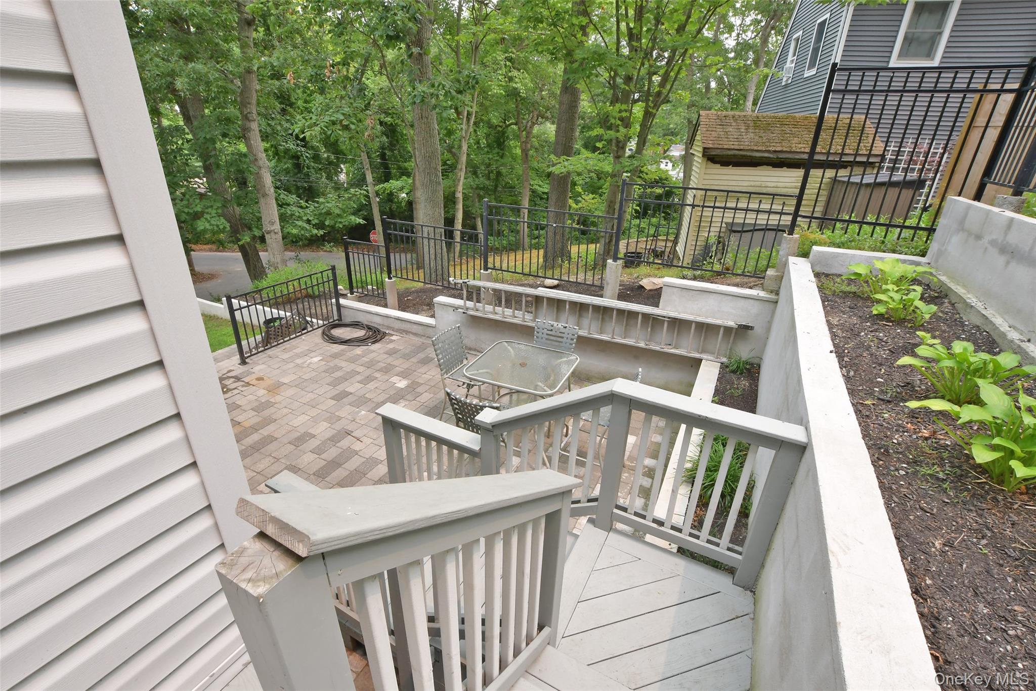 6 Southold Road – For Sale photo 30