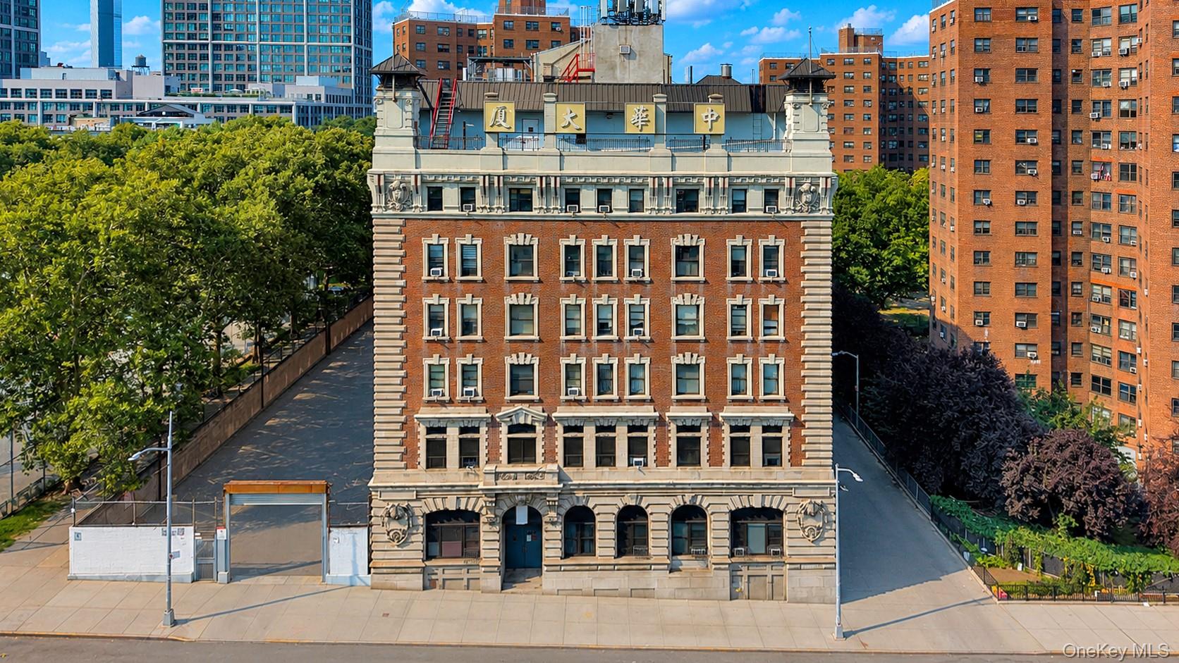 167 Sands Street, Unit 406