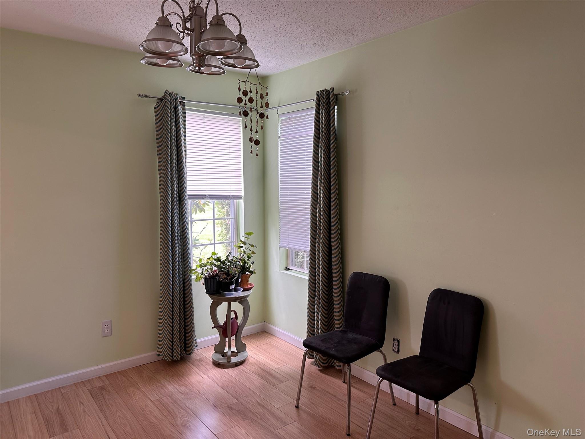 2522 Whispering Hills – For Sale photo 5