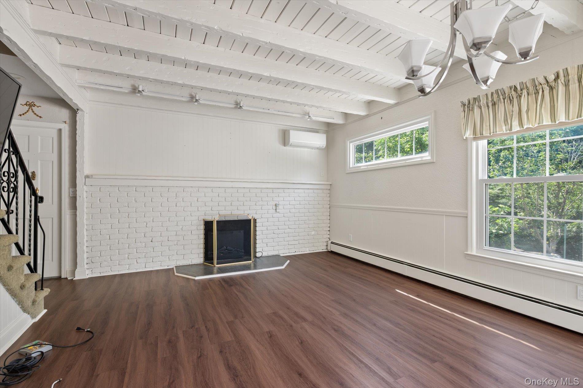 21 Vause Street – For Sale photo 6