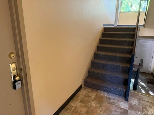 97 Richmond Boulevard, Unit 3-A photo 2