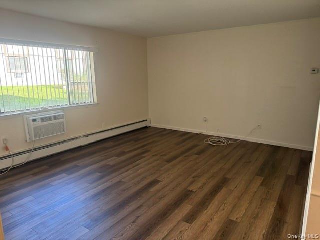 97 Richmond Boulevard, Unit 3-A photo 6