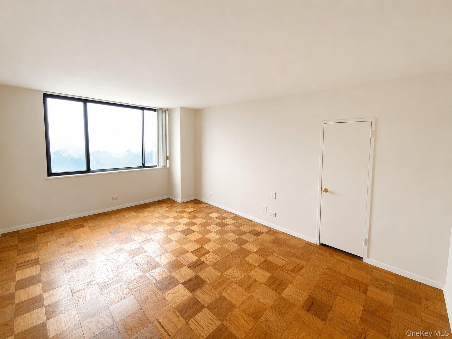 27010 Grand Central Parkway, Unit 7C photo 10