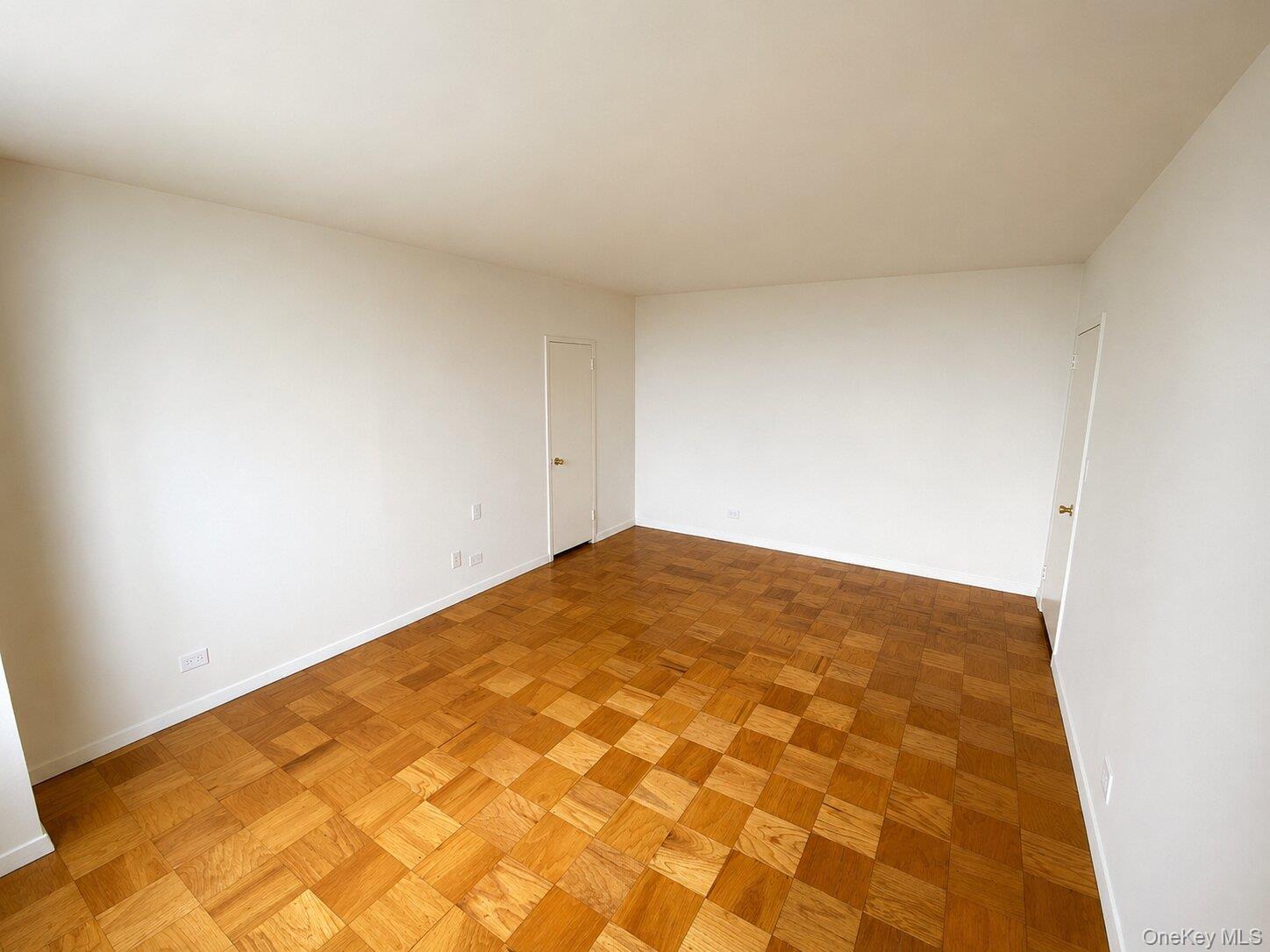 27010 Grand Central Parkway, Unit 7C photo 12