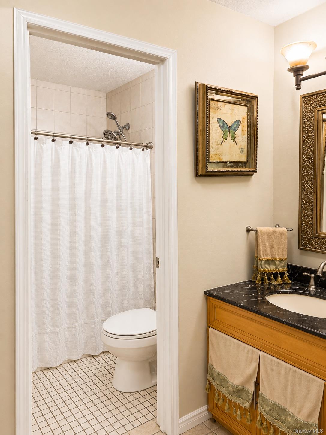 200 High Point Drive, Unit PH 8 photo 15