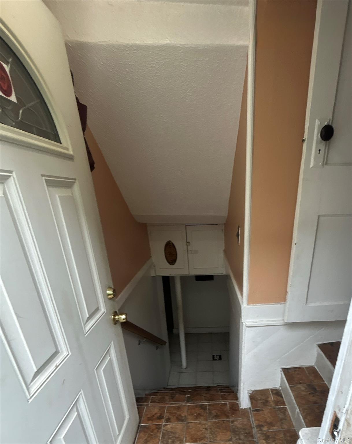 96 California Avenue – For Sale photo 9
