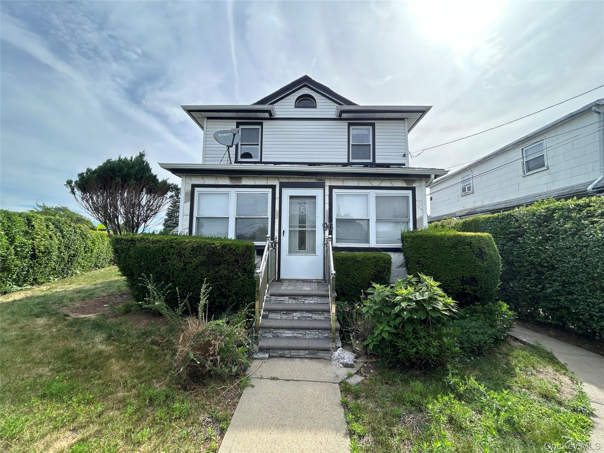 96 California Avenue – For Sale
