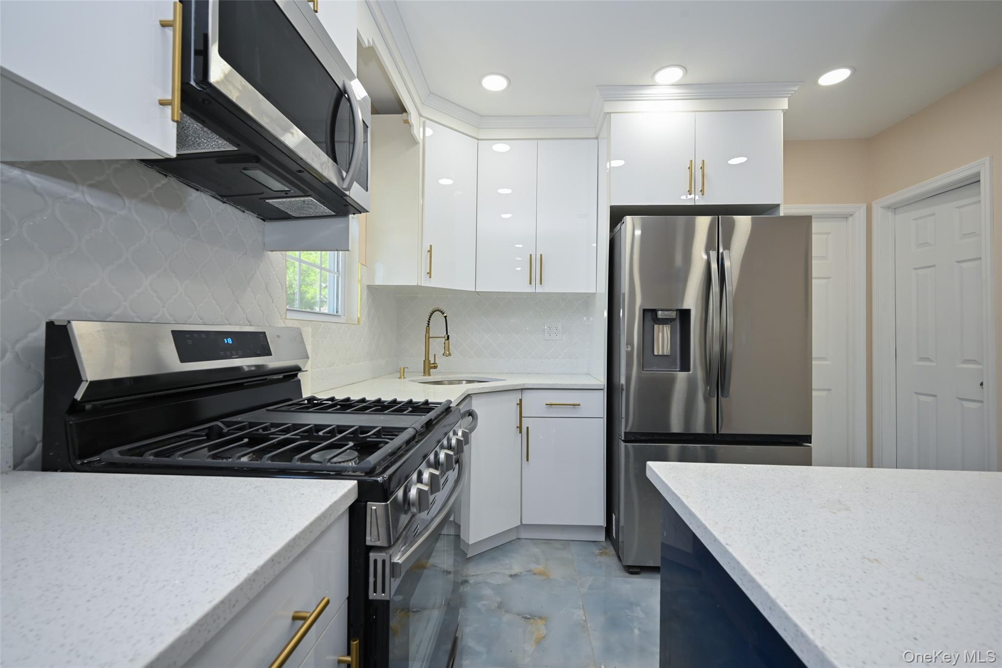 147-03 111th Avenue – For Sale photo 12
