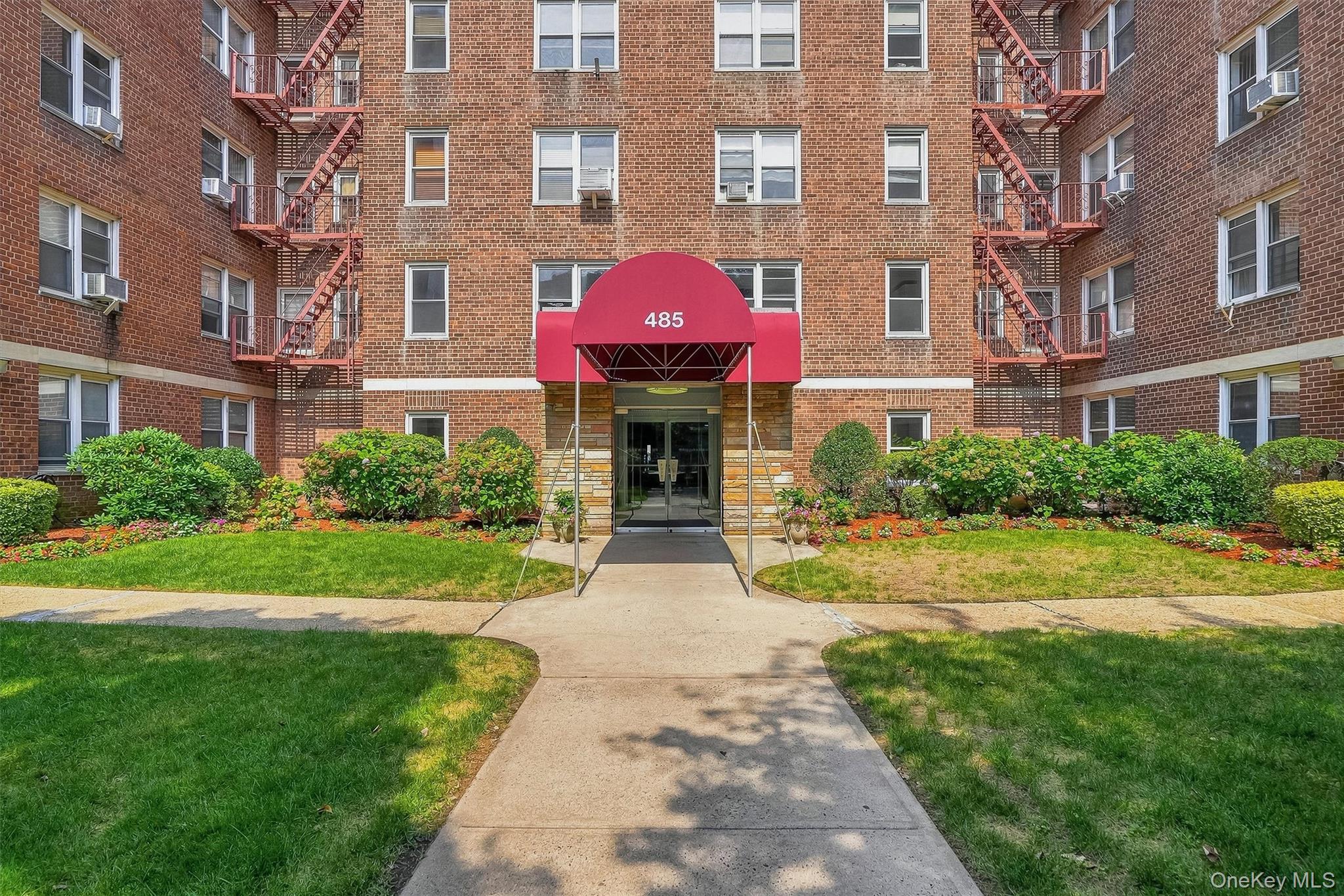 485 Bronx River Road, Unit A51