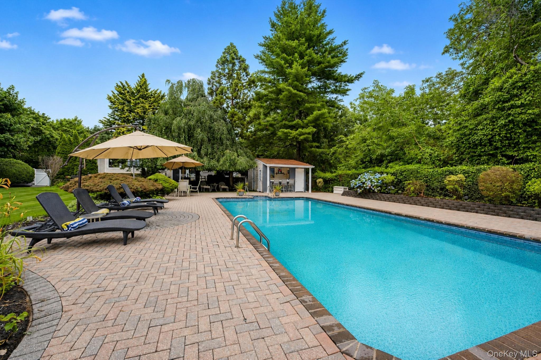 6 Field Daisy Lane – For Sale photo 33