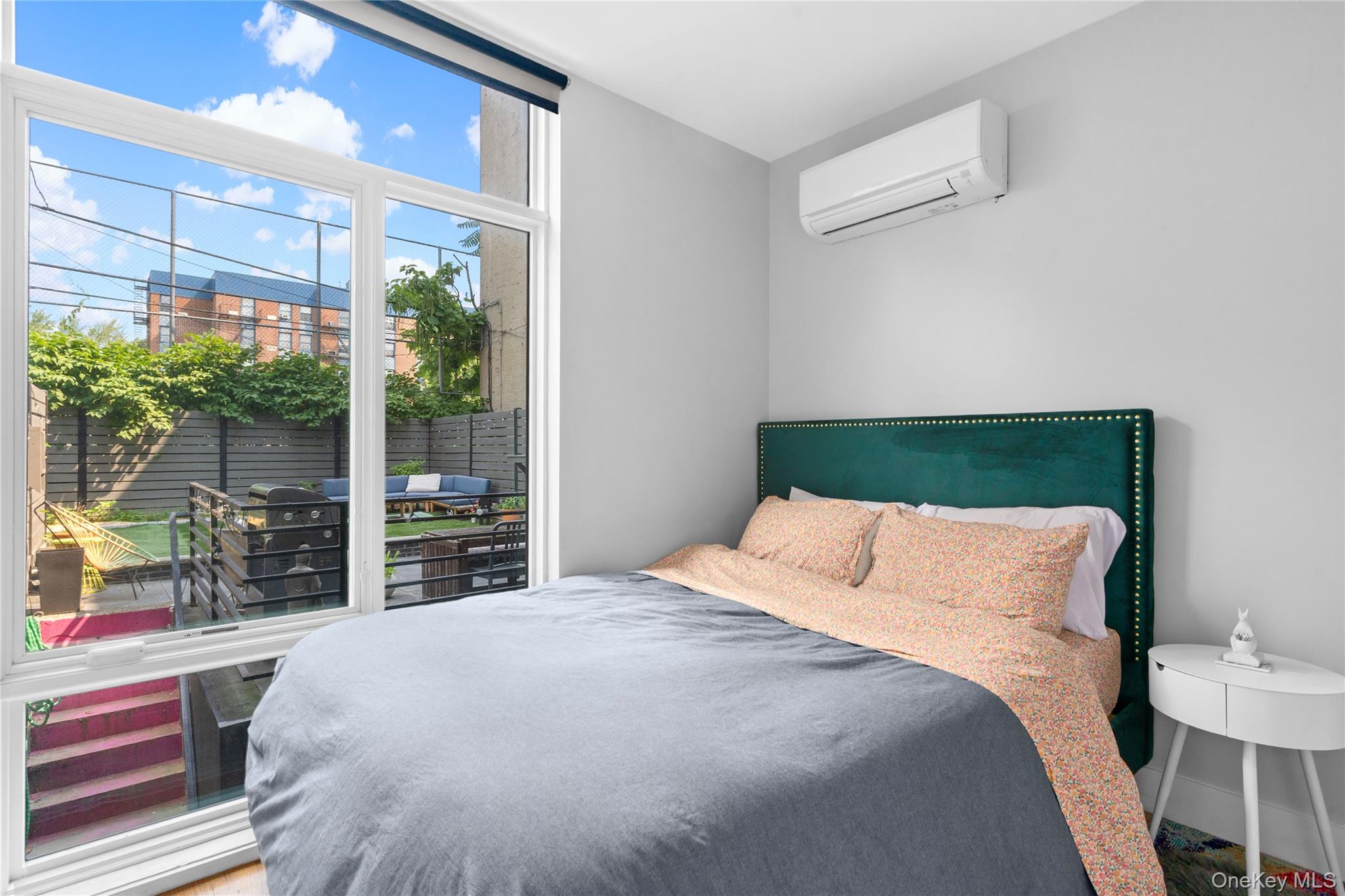 491 Monroe Street, Unit 1B photo 4