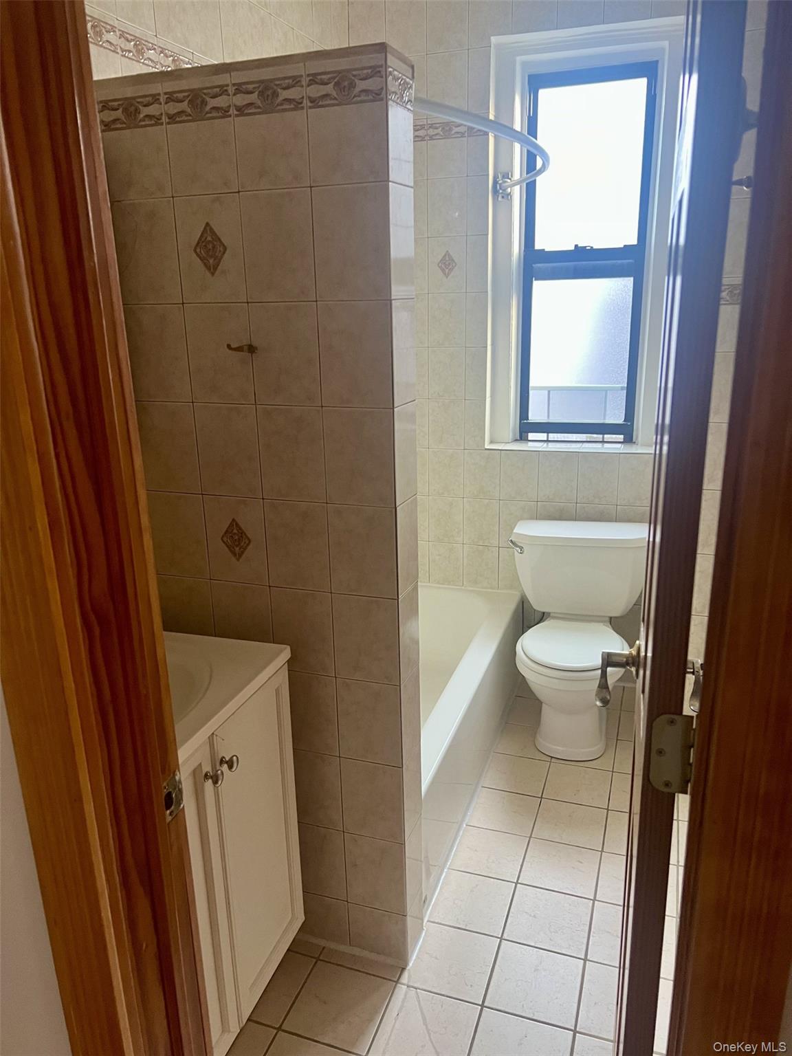 2186 Cruger Avenue, Unit 5K photo 10