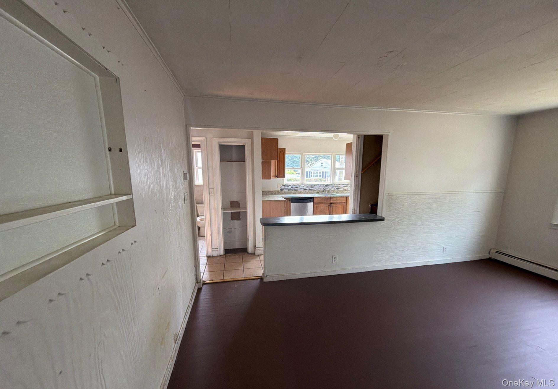 583 Straight Path – For Sale photo 6
