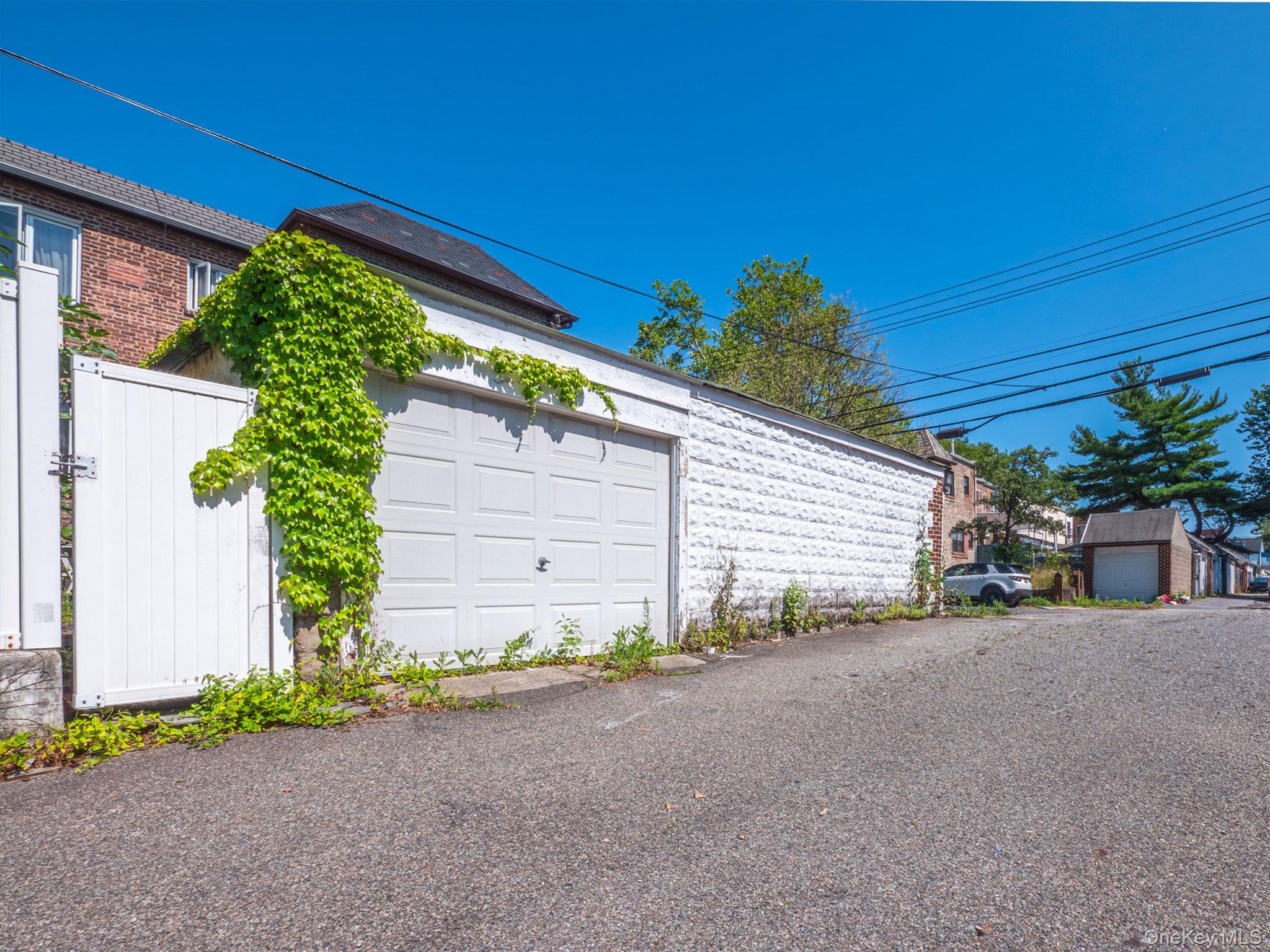 8244 167th Street – For Sale photo 23