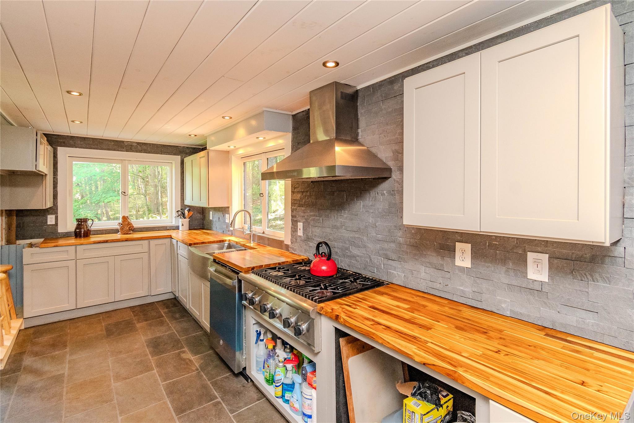 63 Cape Road – For Sale photo 14