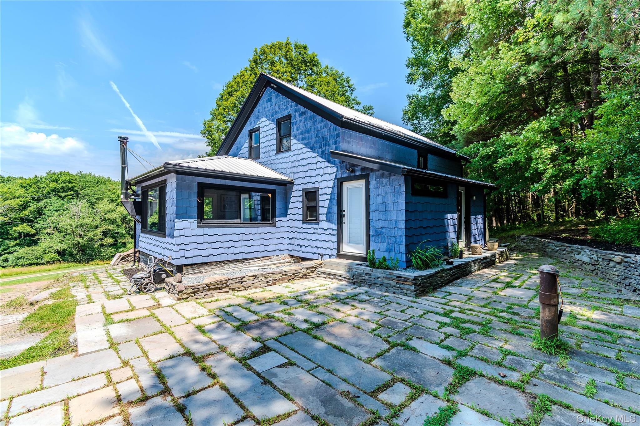 63 Cape Road – For Sale photo 3