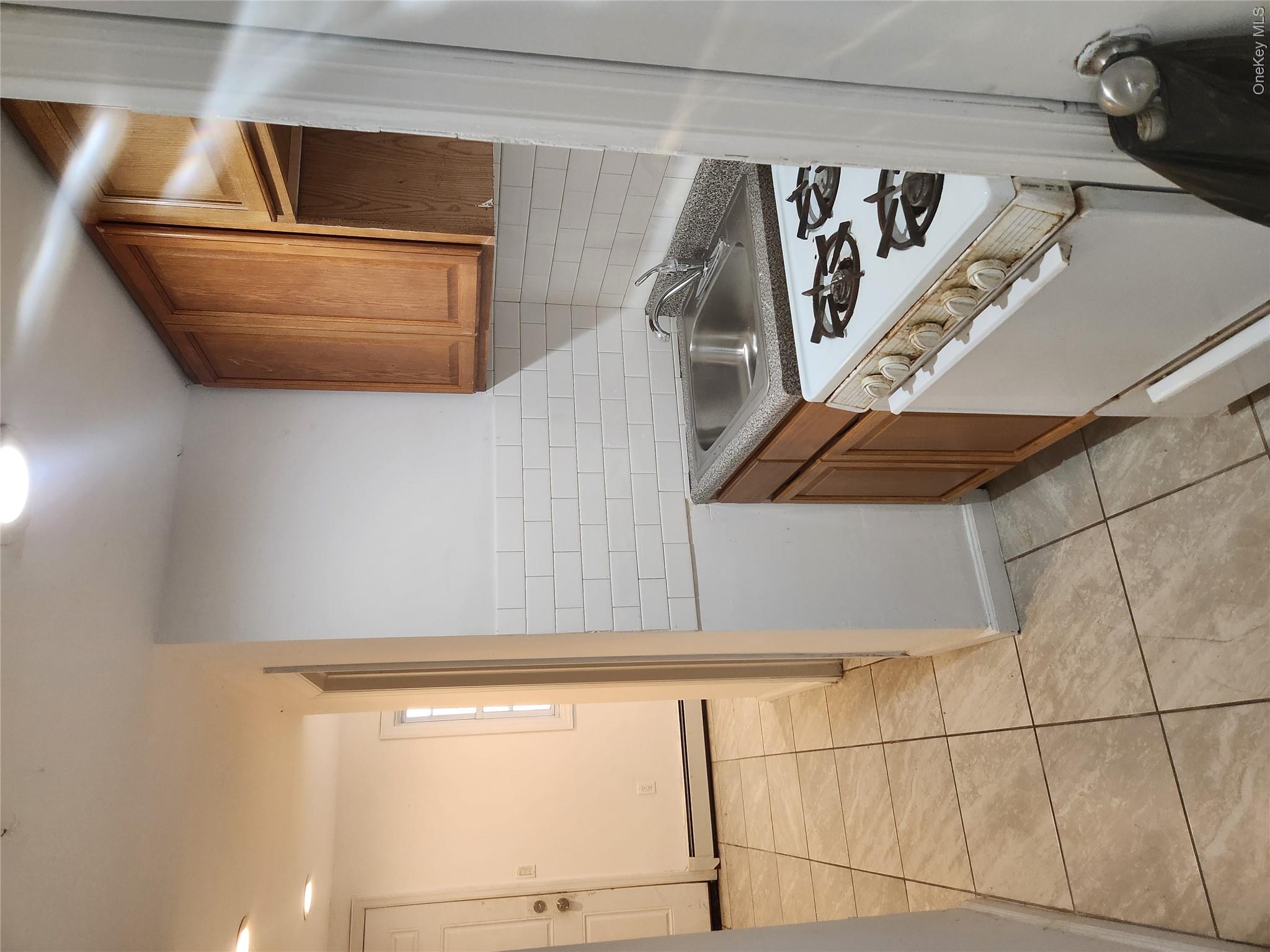 459 S 5th Avenue – For Sale photo 12