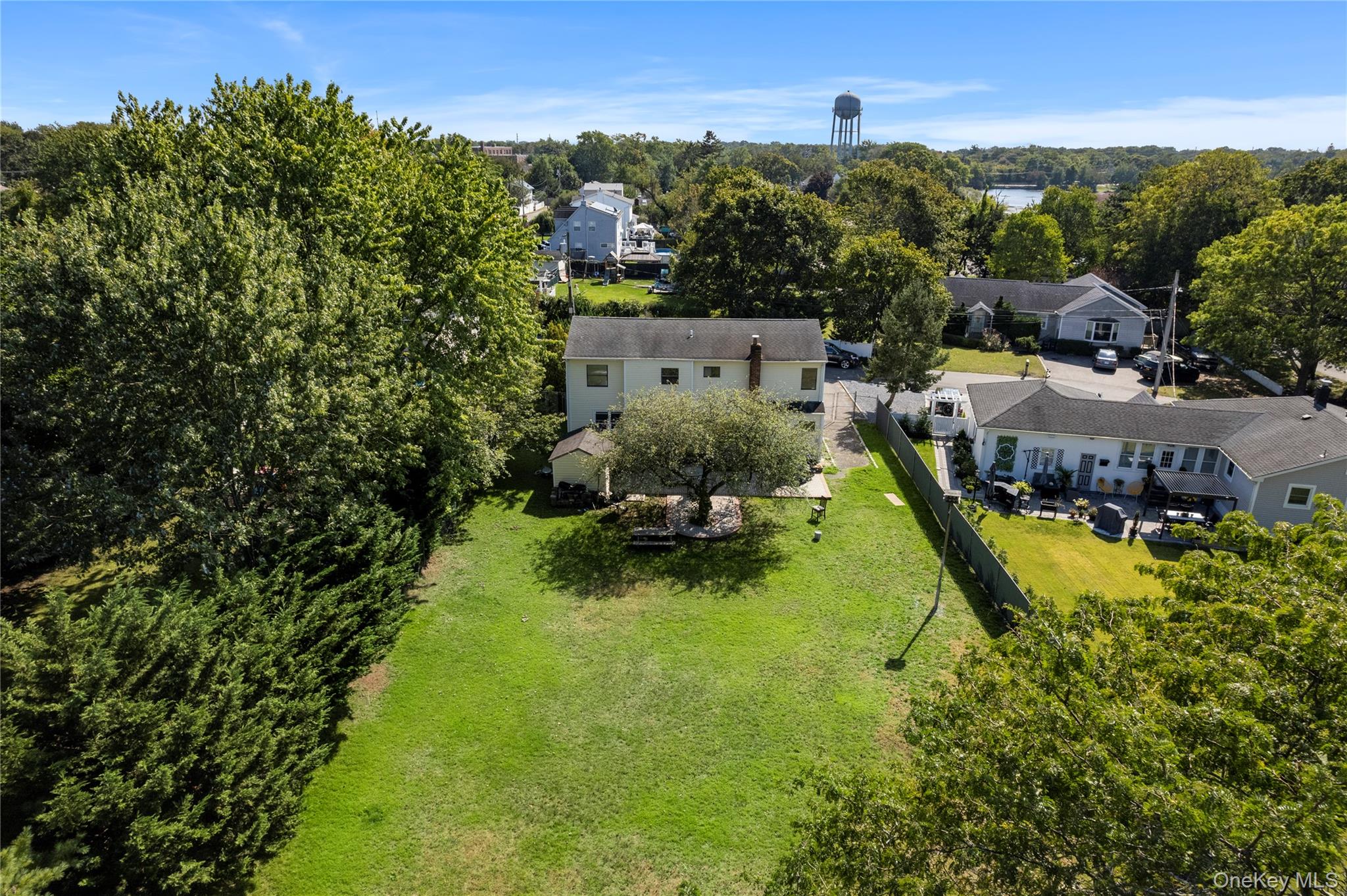25 Marshall Street – For Sale photo 2