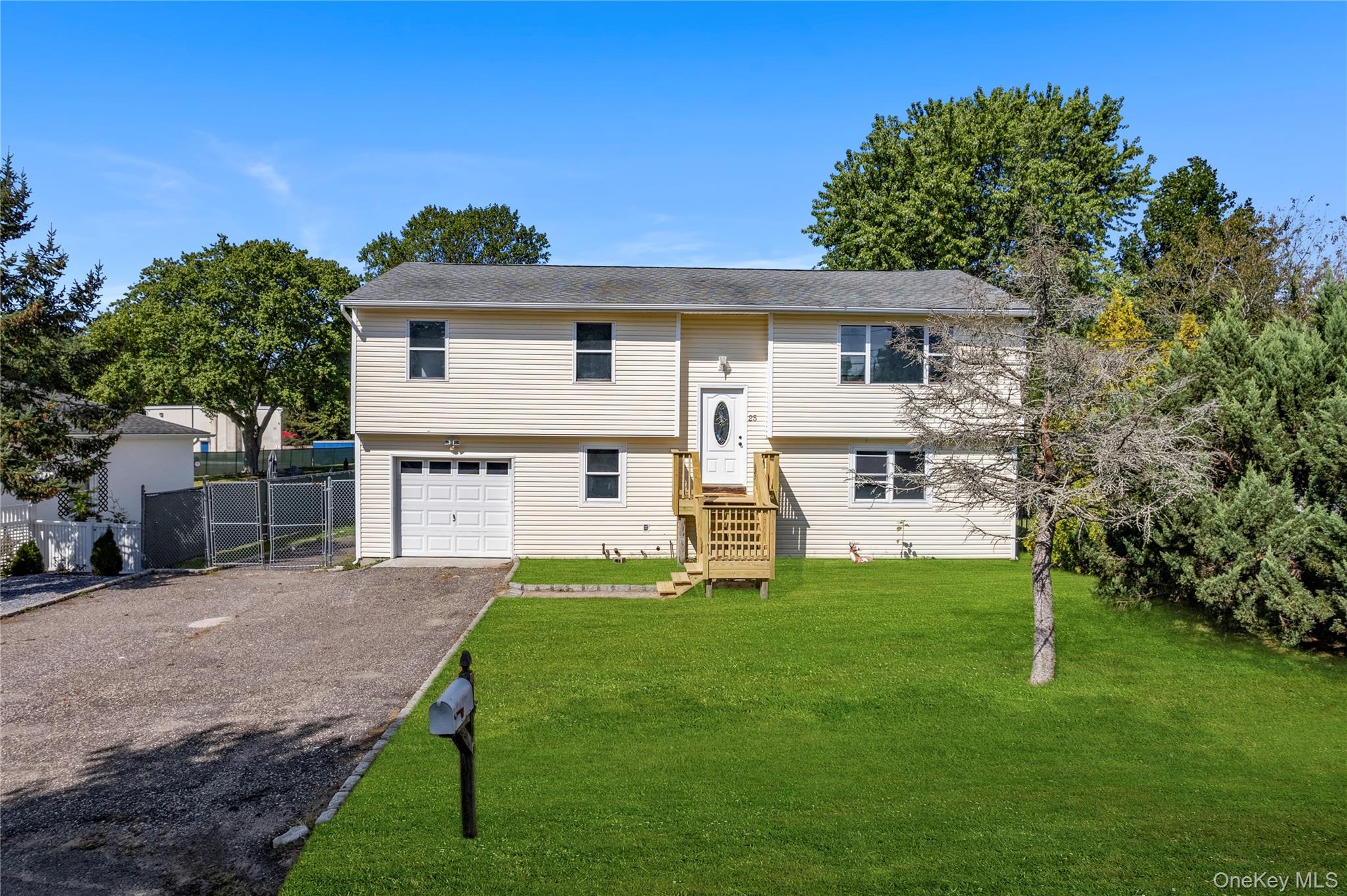 25 Marshall Street – For Sale