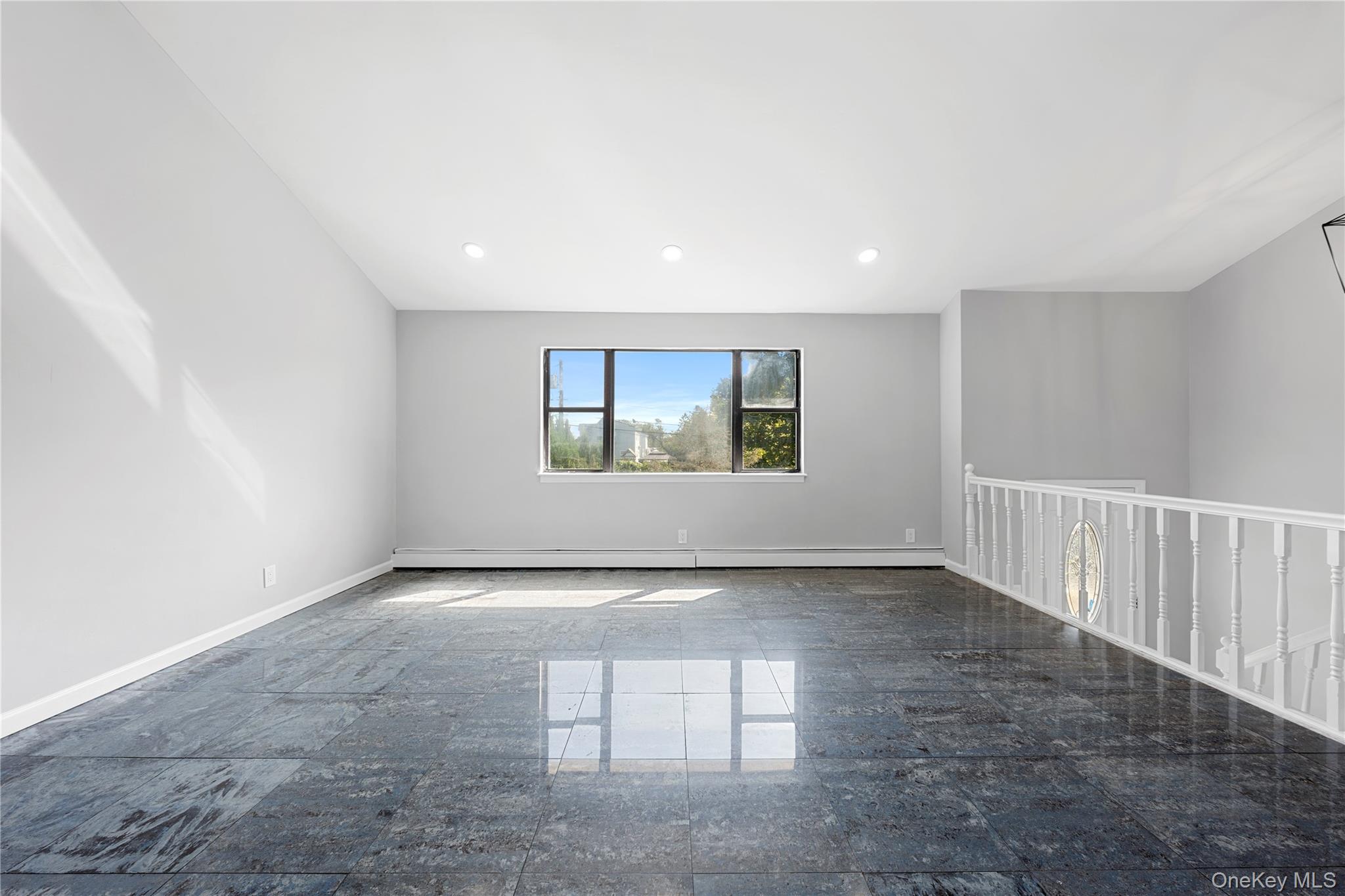 25 Marshall Street – For Sale photo 14