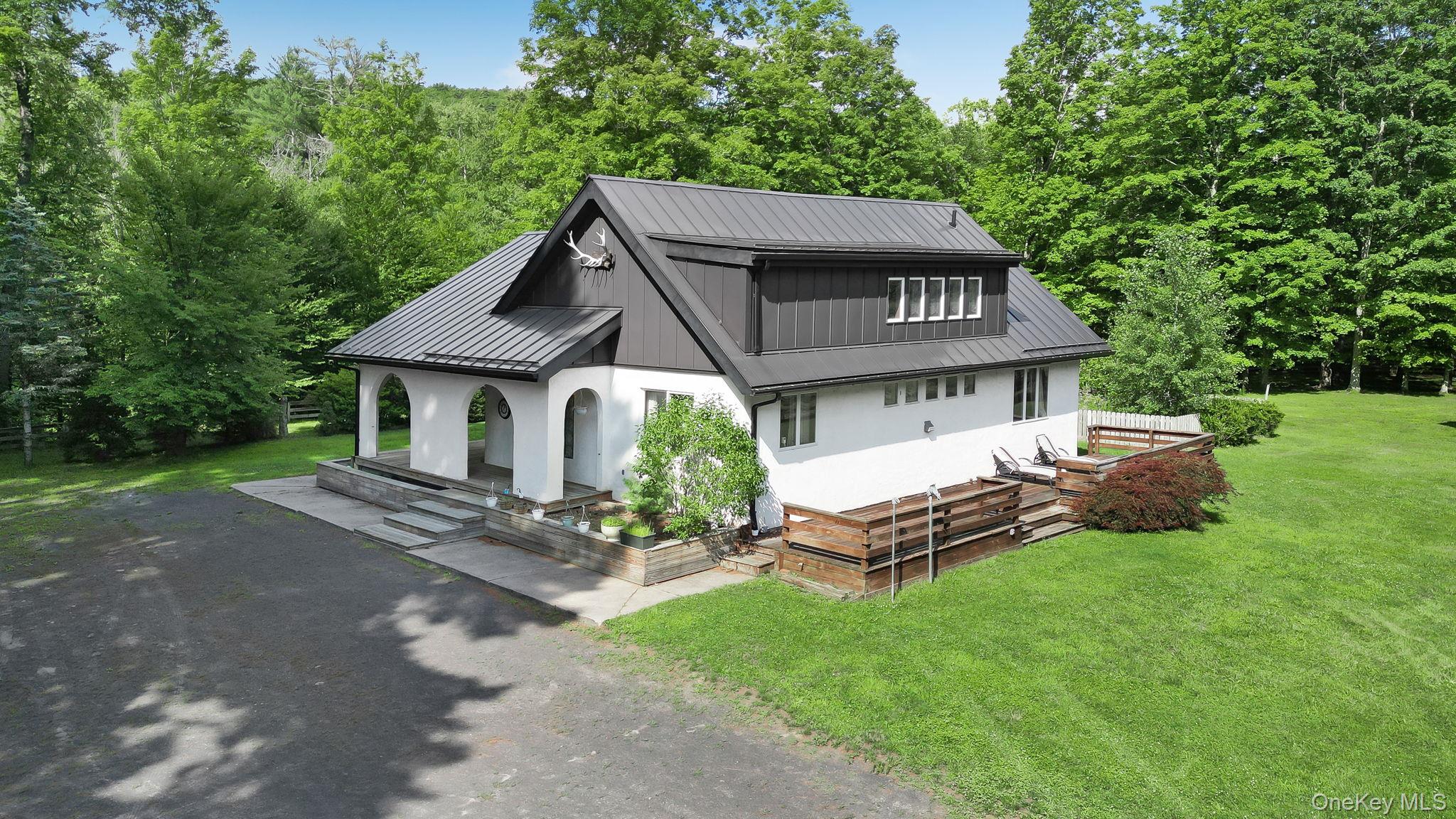 118 Bennett Road – For Sale photo 2