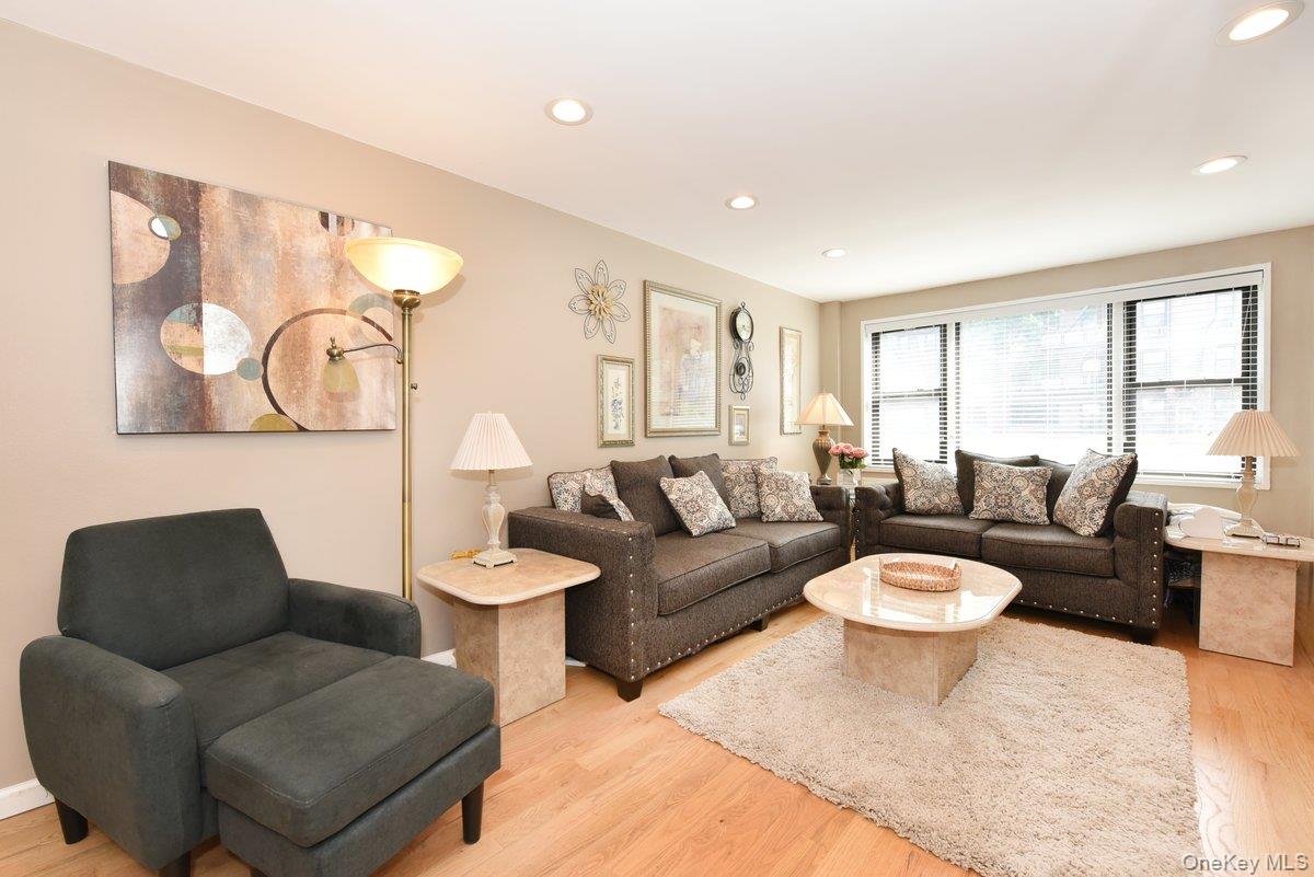 2 Birchwood Court, Unit 1C photo 5