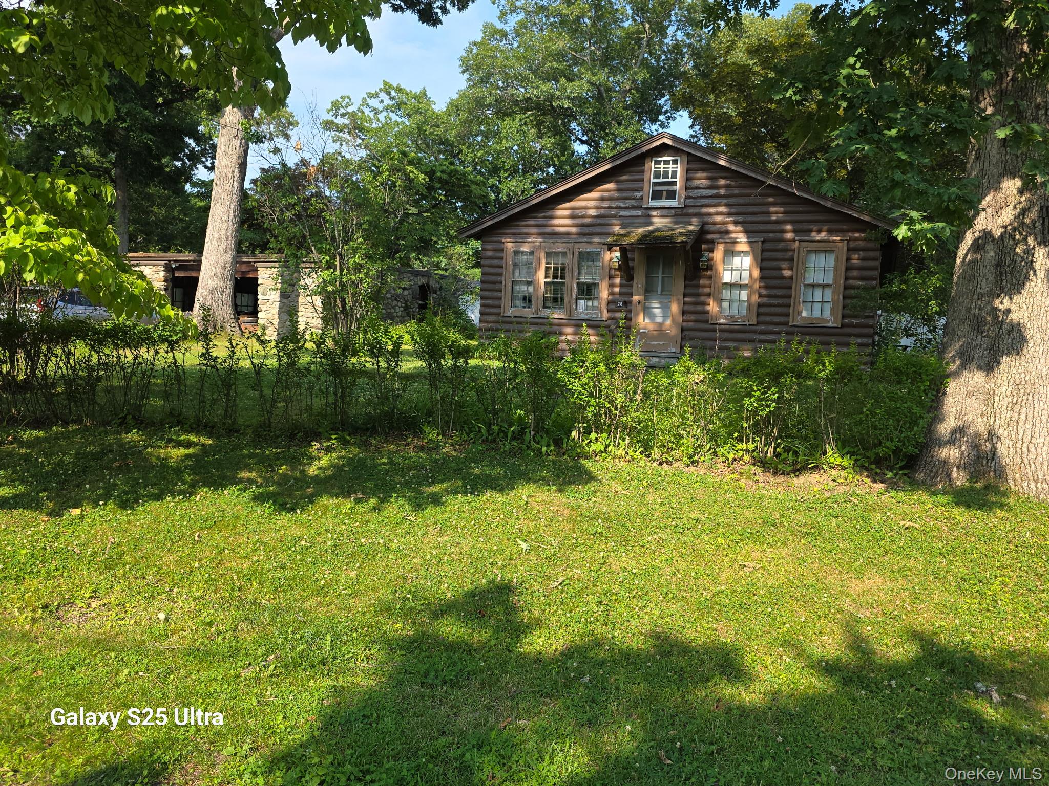 28 OLD MILL Road – For Sale photo 3