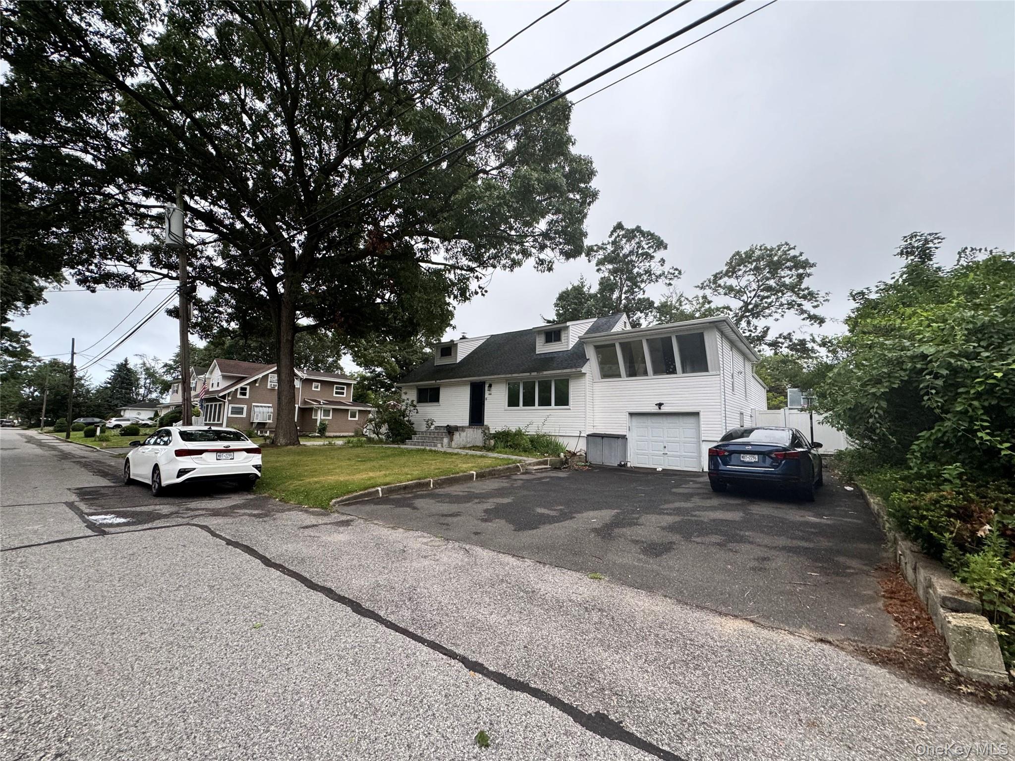 233 S 15th Street – For Sale photo 3