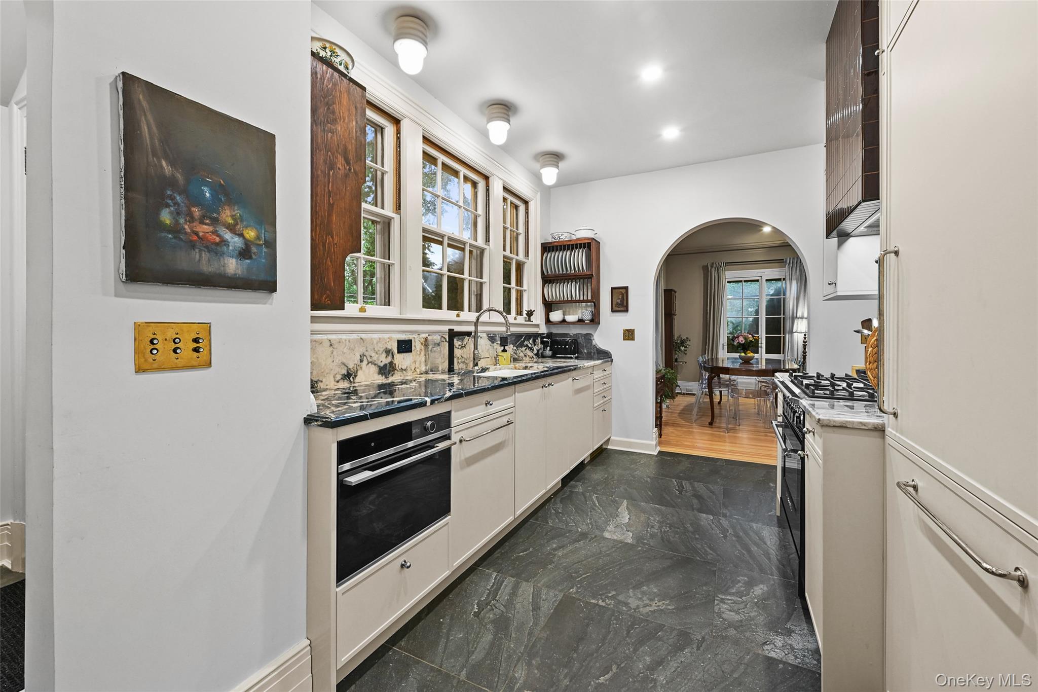 11 Maple Avenue – For Rent photo 32