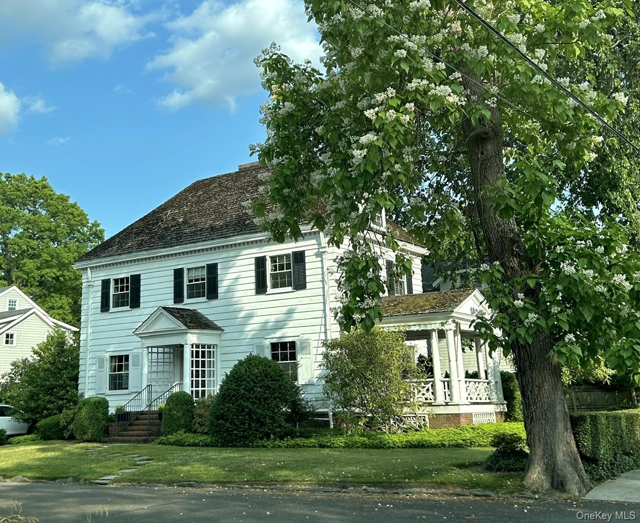 11 Maple Avenue – For Rent