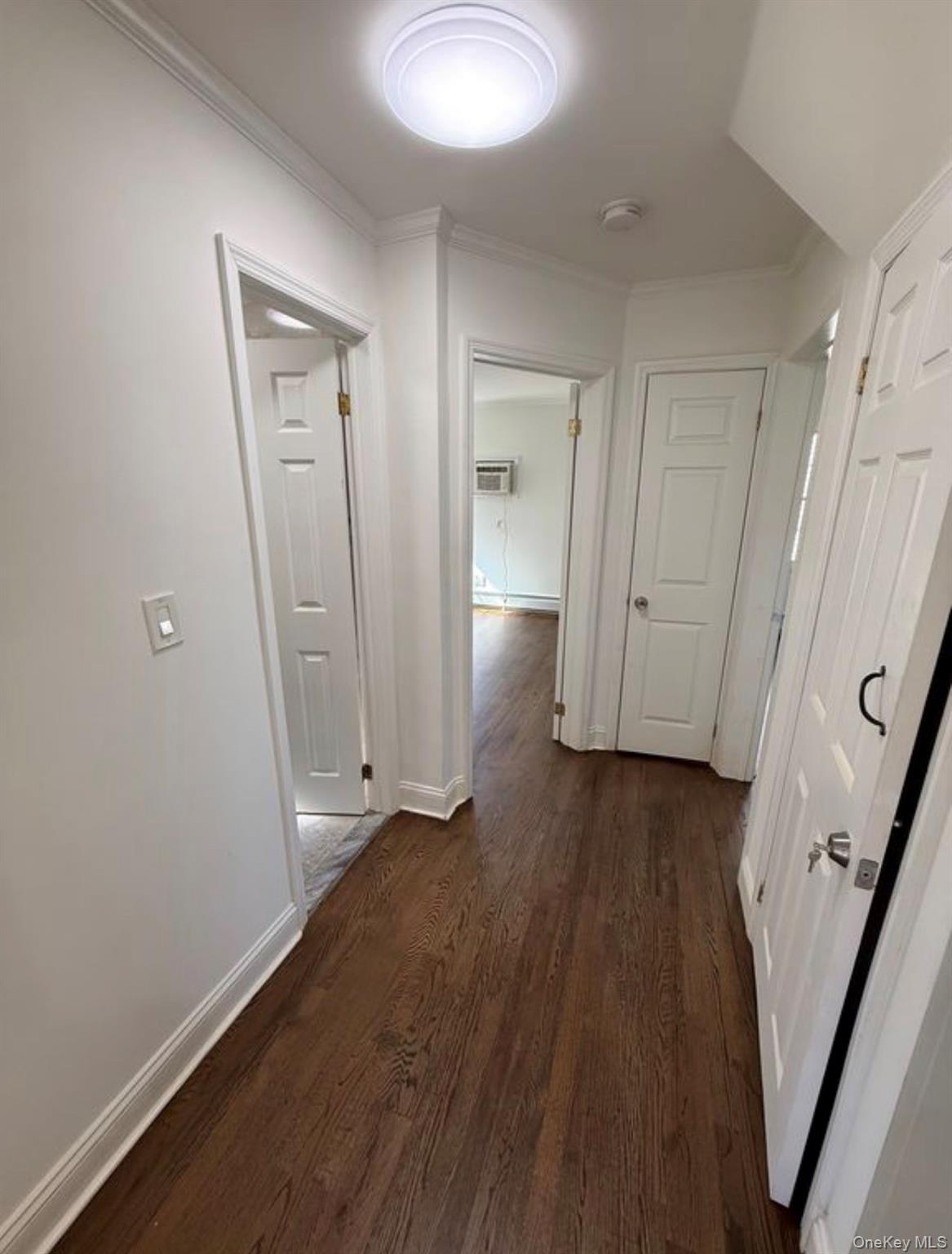 134 Scranton Avenue – For Rent photo 5