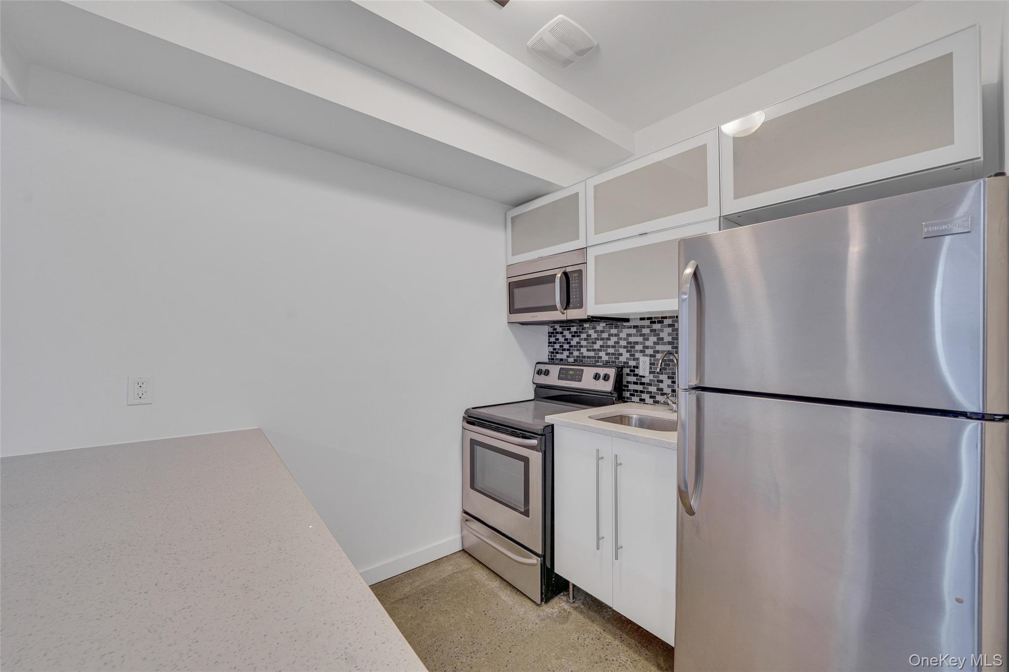 1106 Halsey Street – For Sale photo 32