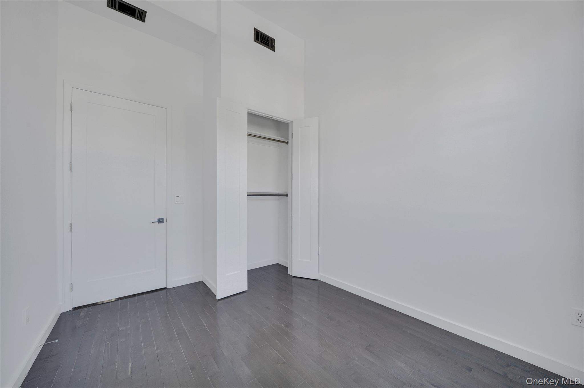 1106 Halsey Street – For Sale photo 10