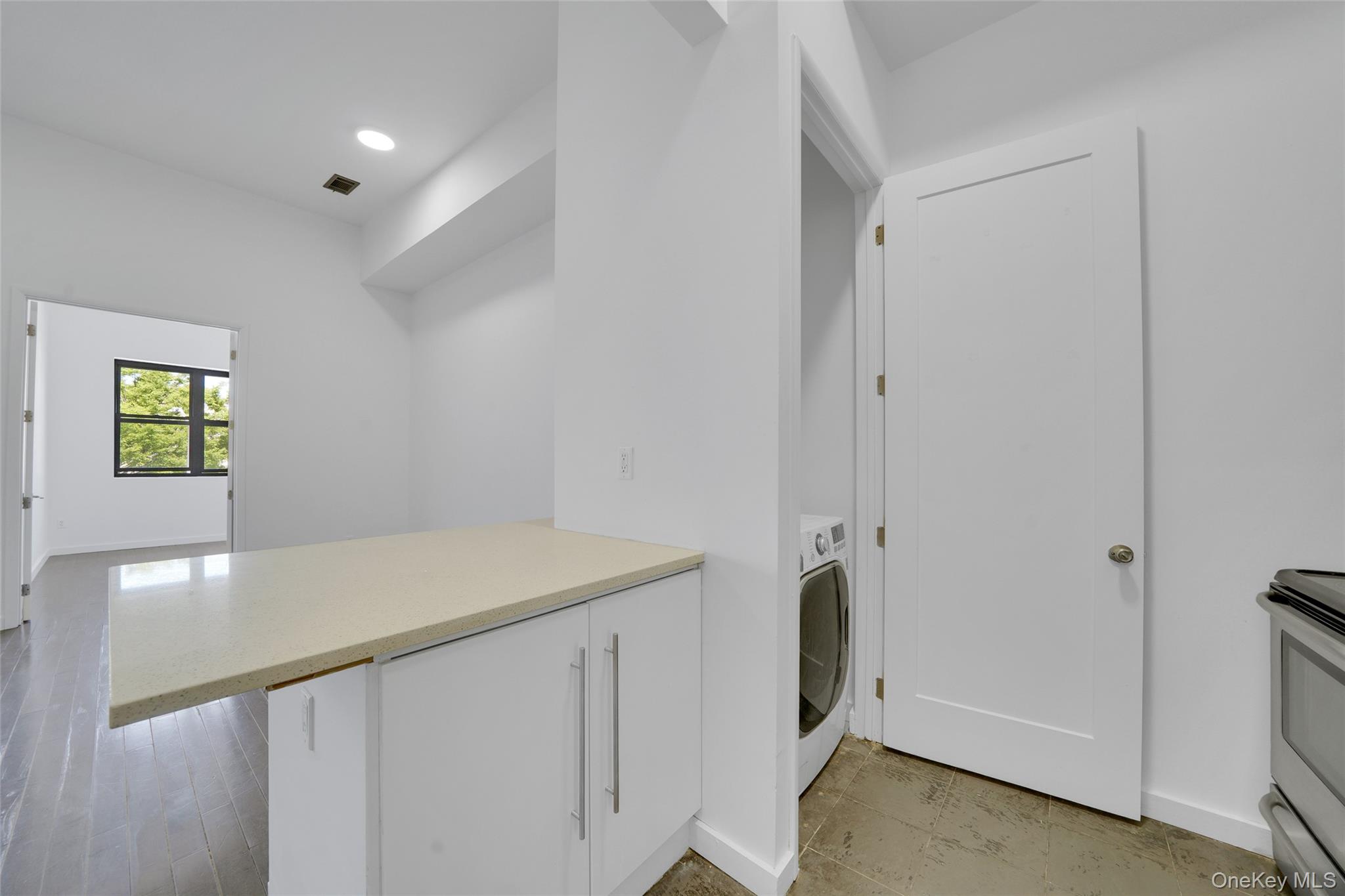 1106 Halsey Street – For Sale photo 25