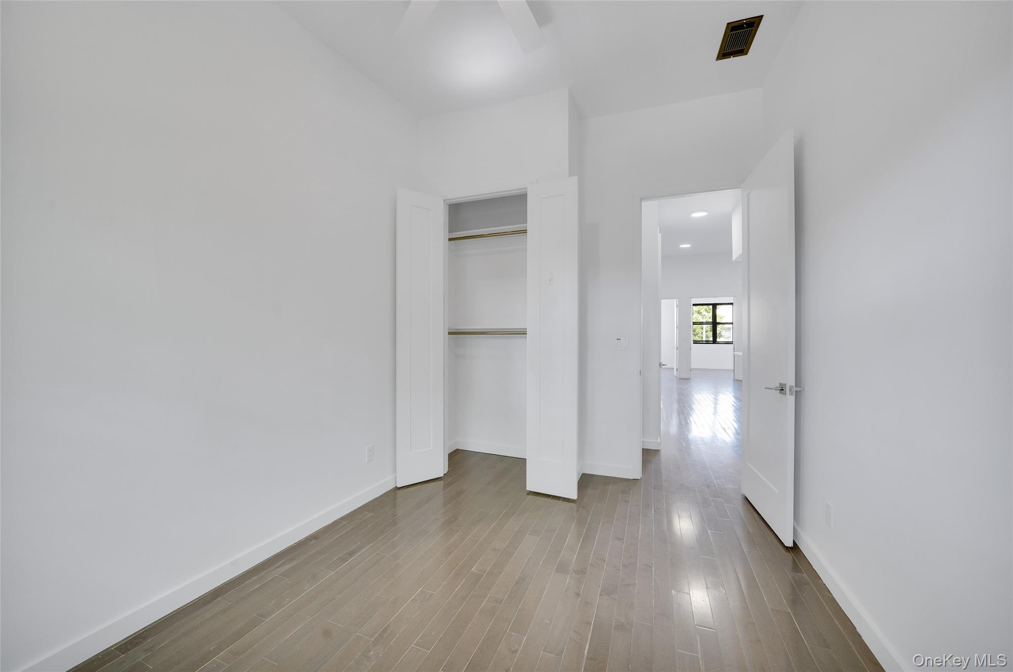 1106 Halsey Street – For Sale photo 24