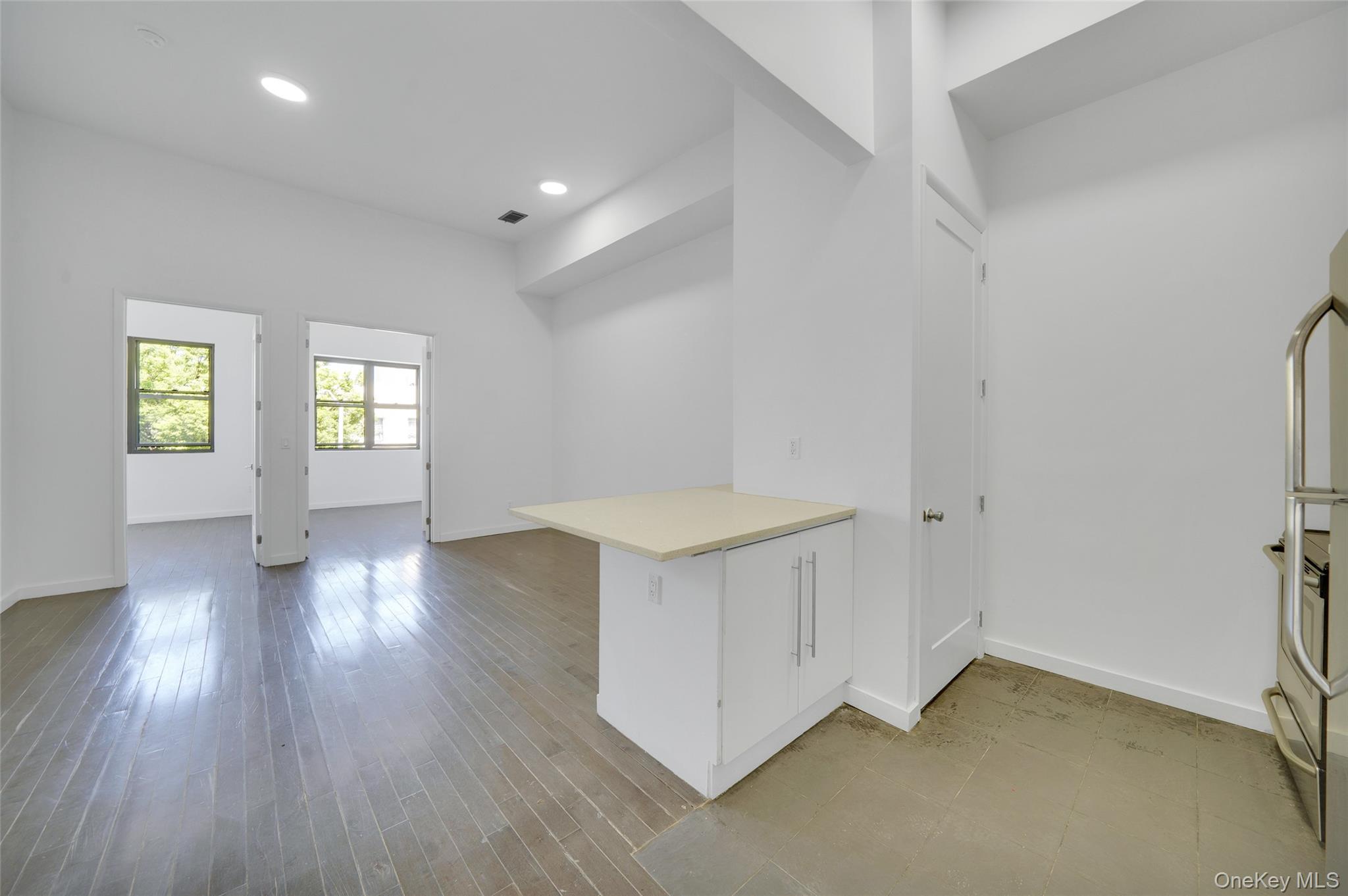 1106 Halsey Street – For Sale photo 5