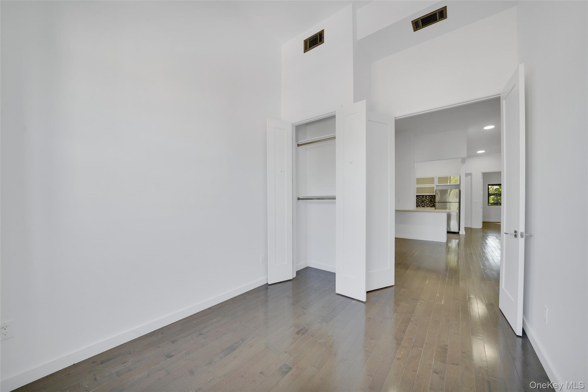 1106 Halsey Street – For Sale photo 13