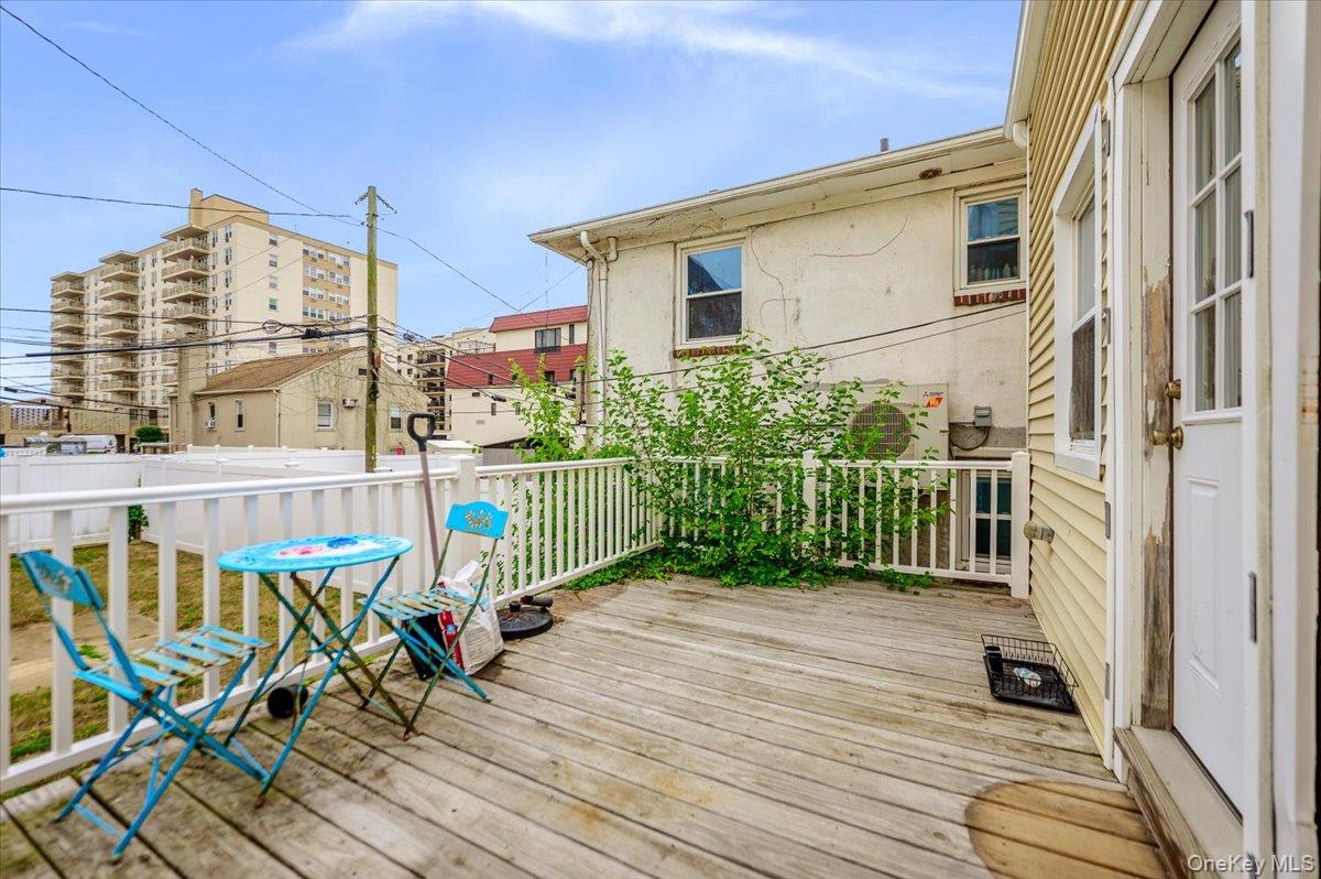 450 E Broadway, Unit Main photo 15