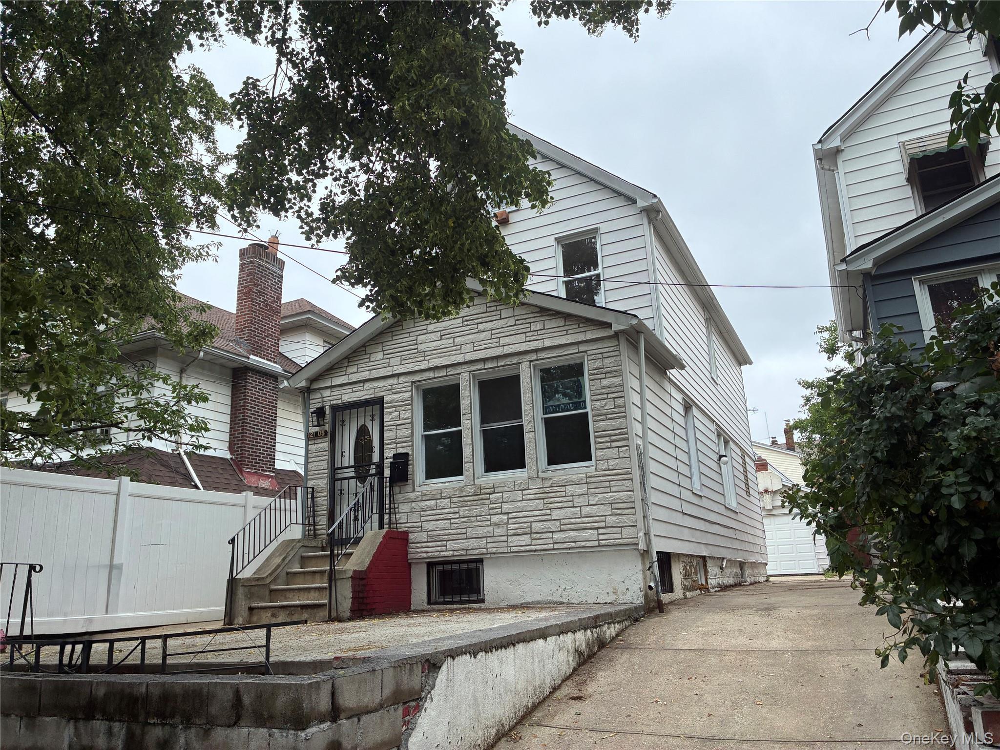 12105 Linden Boulevard – For Sale photo 2