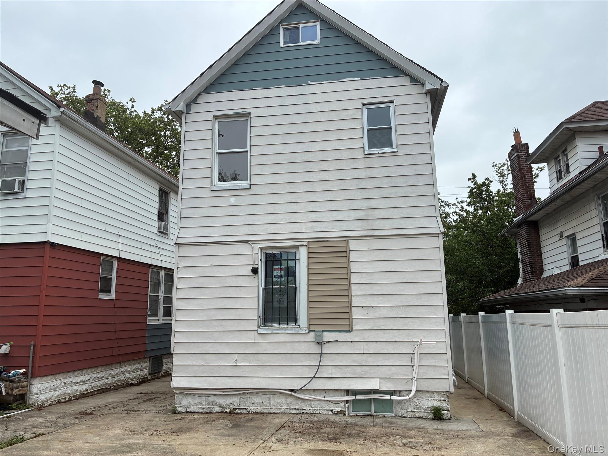 12105 Linden Boulevard – For Sale photo 3