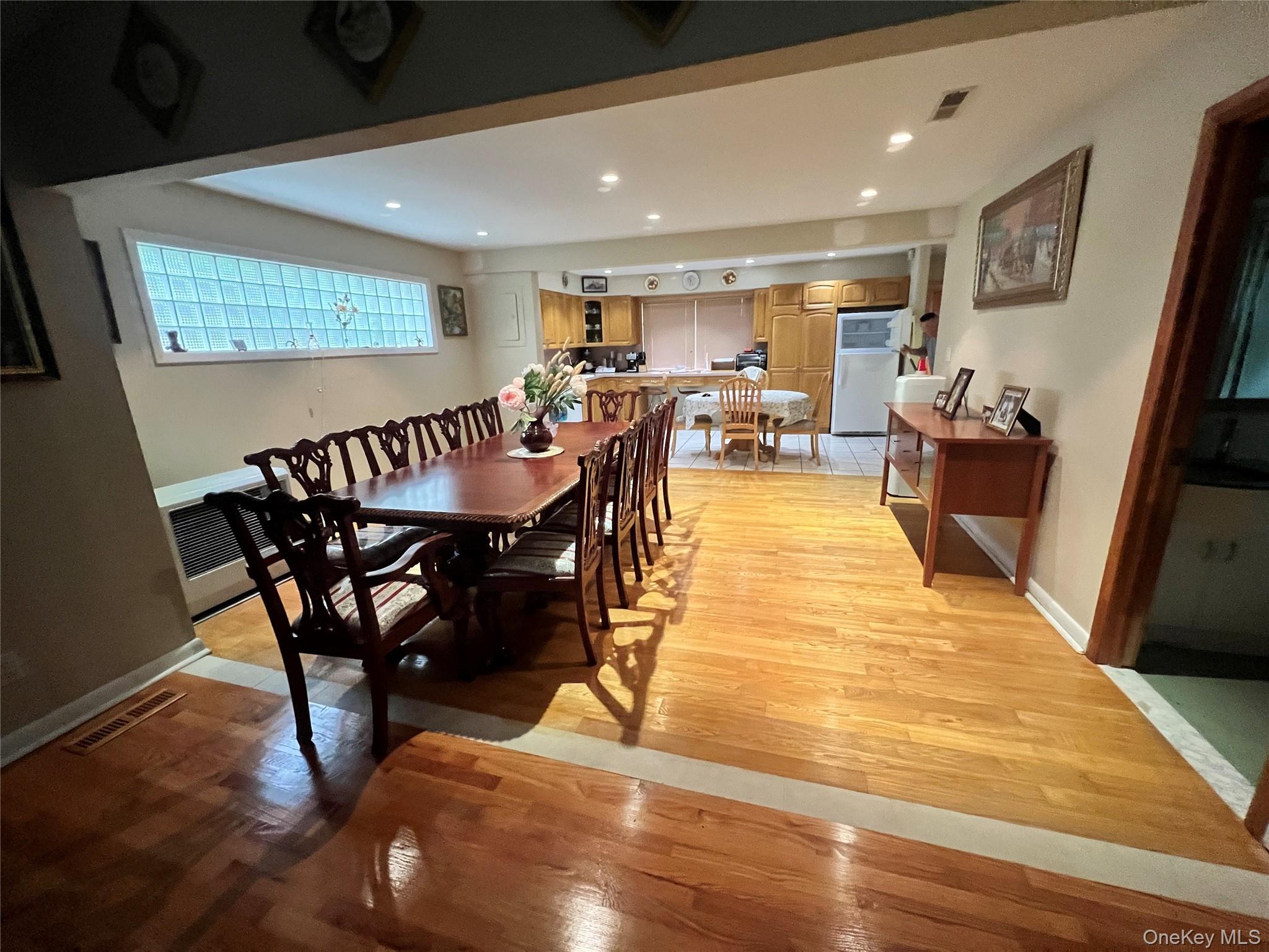 7 Elizabeth Way – For Sale photo 12
