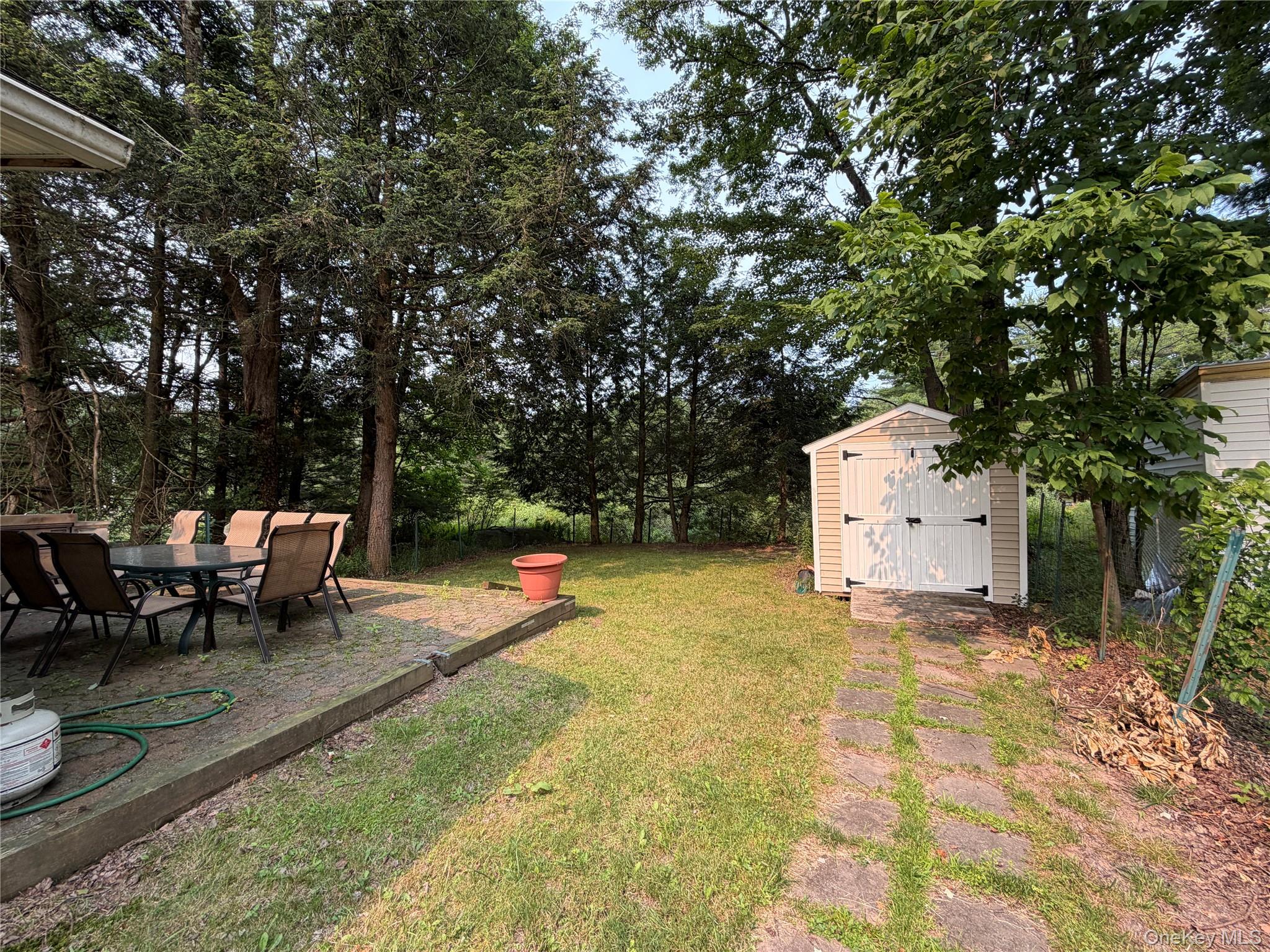 7 Elizabeth Way – For Sale photo 6