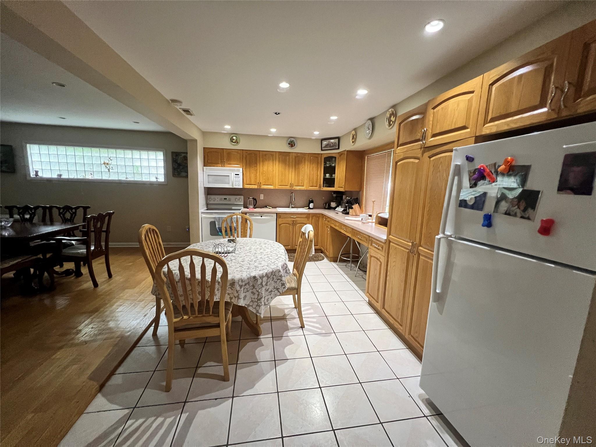 7 Elizabeth Way – For Sale photo 11