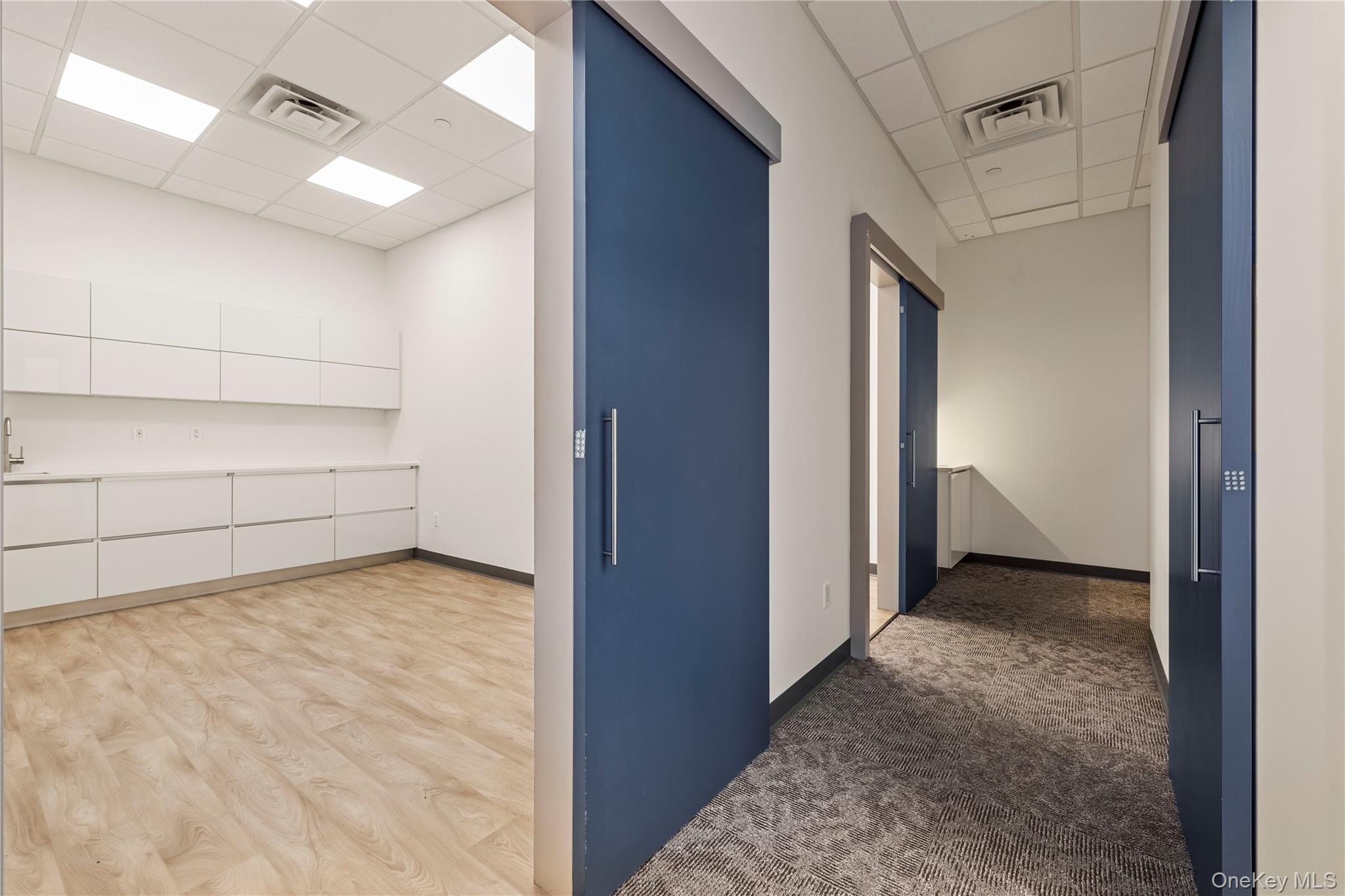 131-07 40th Road, Unit E20 photo 6