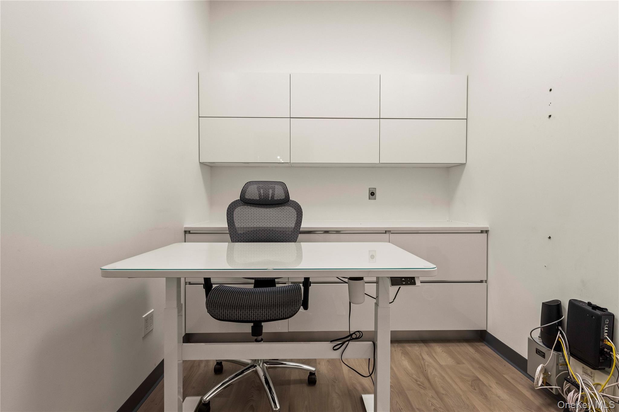 131-07 40th Road, Unit E20 photo 9