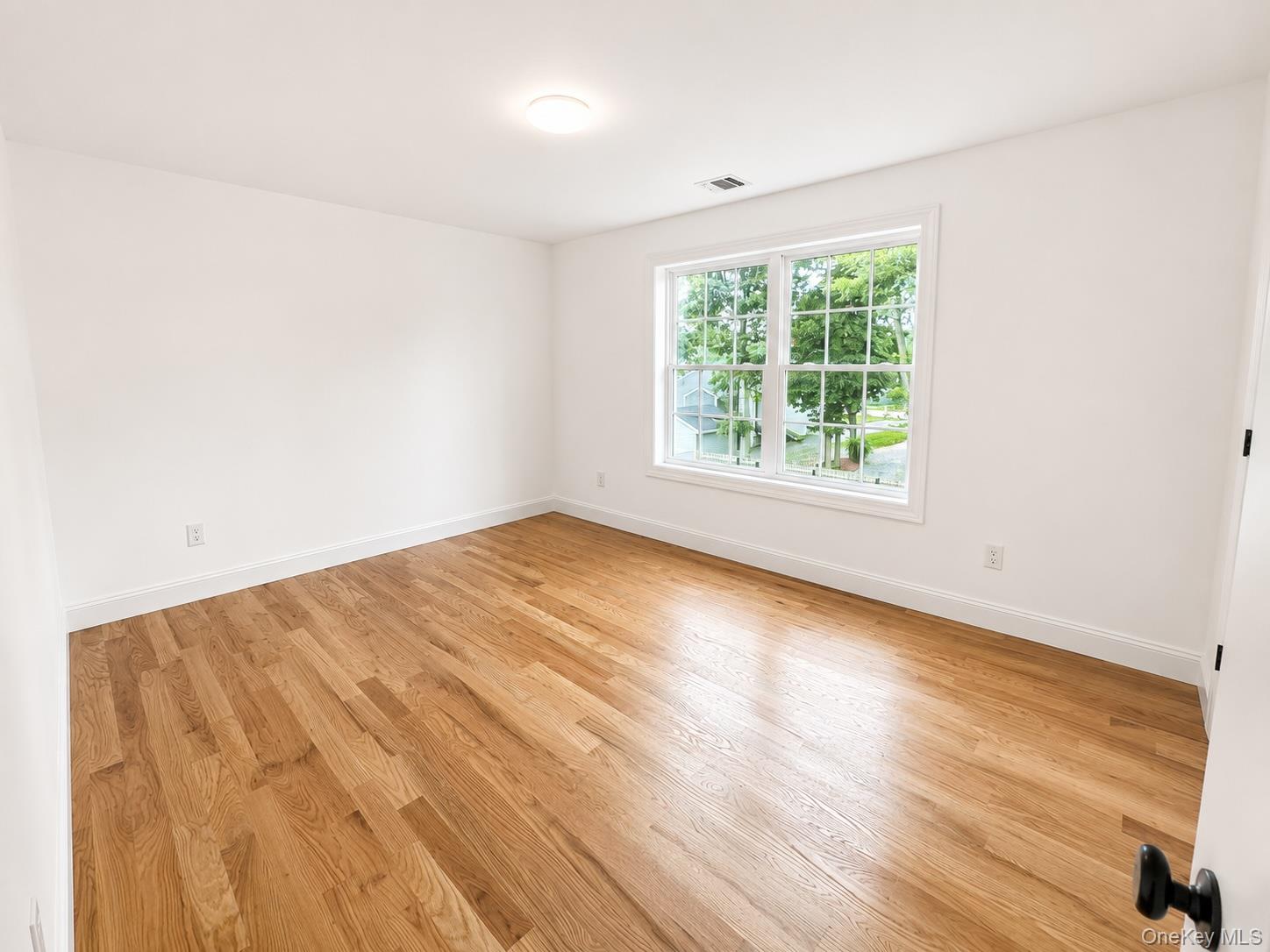 7 Edgewater Drive – For Sale photo 30